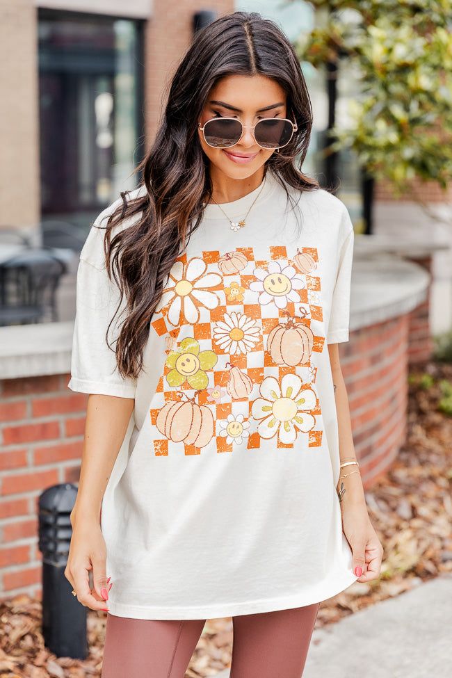 Smiley Daisy Pumpkin Ivory Oversized Graphic Tee sold by Pink Lily product image thumbnail 4