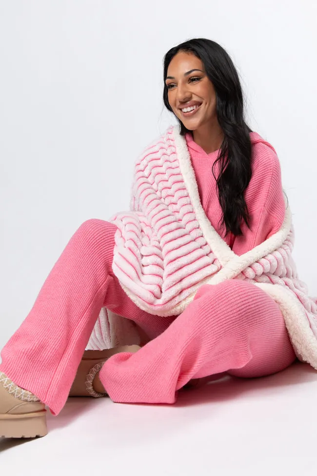 Cozy On Up Pink Luxe Fur Sherpa Lined Blanket DOORBUSTER sold by Pink Lily