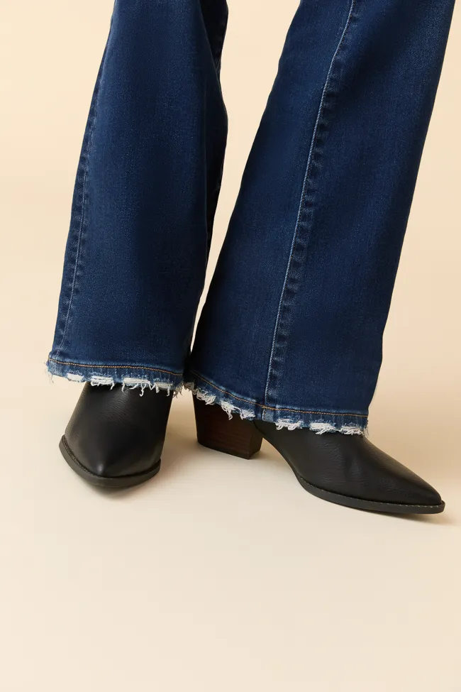 Delaney Dark Wash Relaxed Flare Jeans FINAL SALE sold by Pink Lily product image thumbnail 3