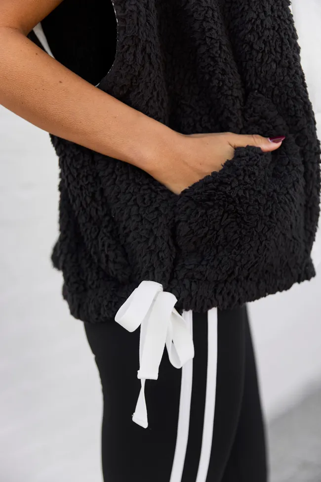 Clo Black Sherpa Oversized Vest sold by Pink Lily product image thumbnail 5
