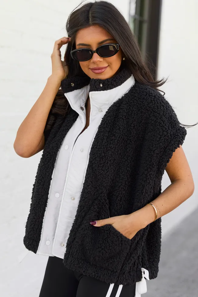 Clo Black Sherpa Oversized Vest sold by Pink Lily product image thumbnail 3