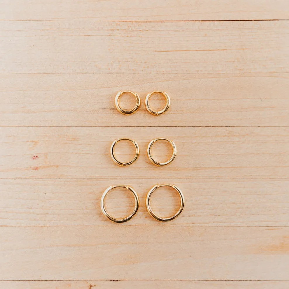 Olivia Essential Hoop Earrings sold by Pink Lily product image thumbnail 2