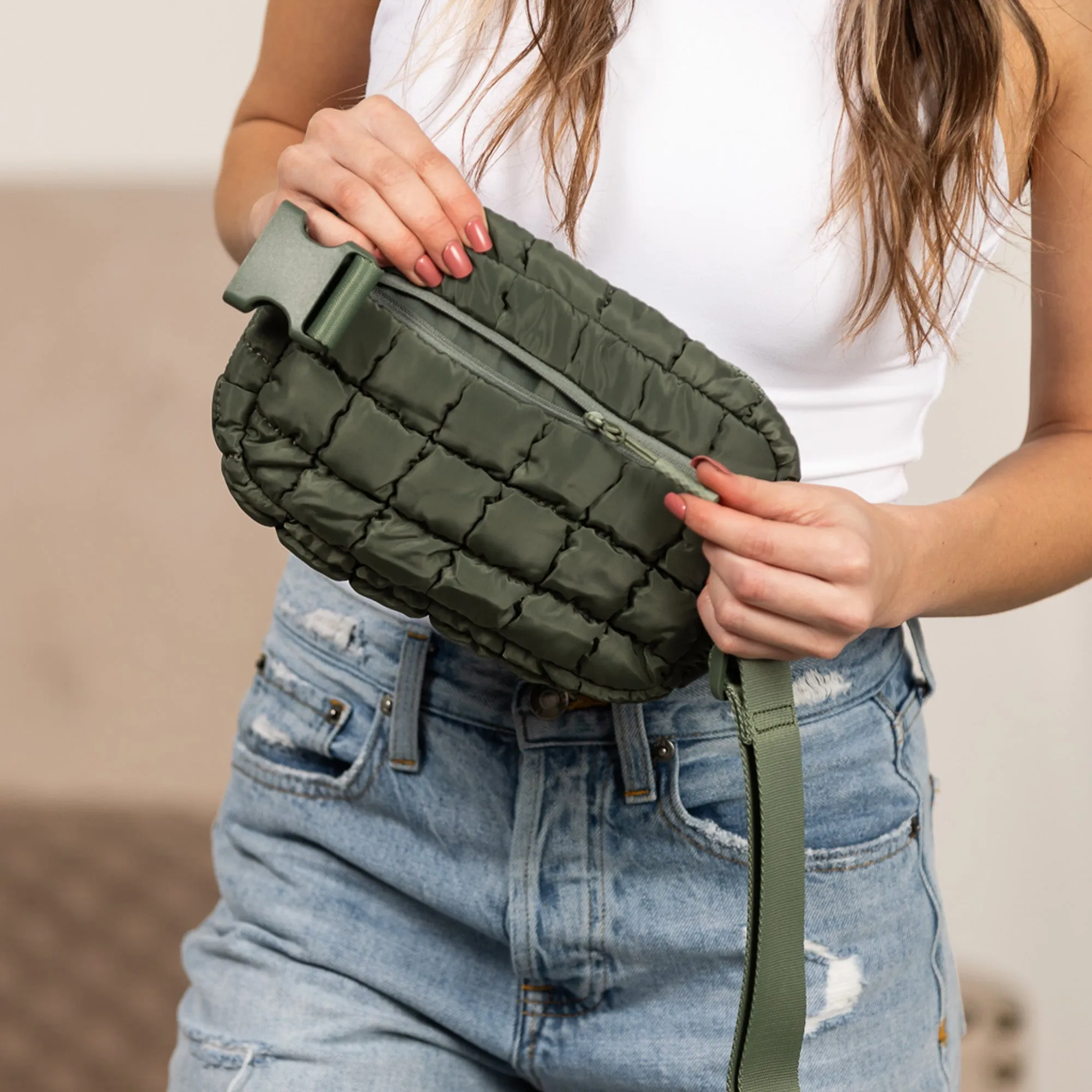 Evyn Quilted Puffer Sling Crossbody Belt Bum Fanny Waist Bag sold by Pink Lily product image thumbnail 3