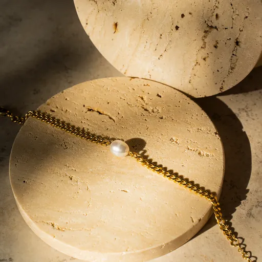 Izzy Pearl Gold Bracelet sold by Pink Lily product image thumbnail 2