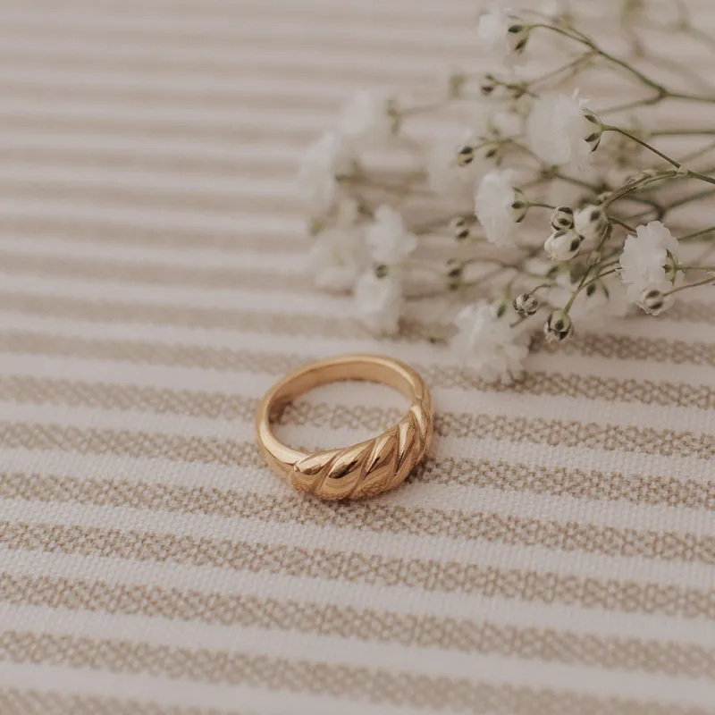 Wren Twist Ring made by Pink Lily