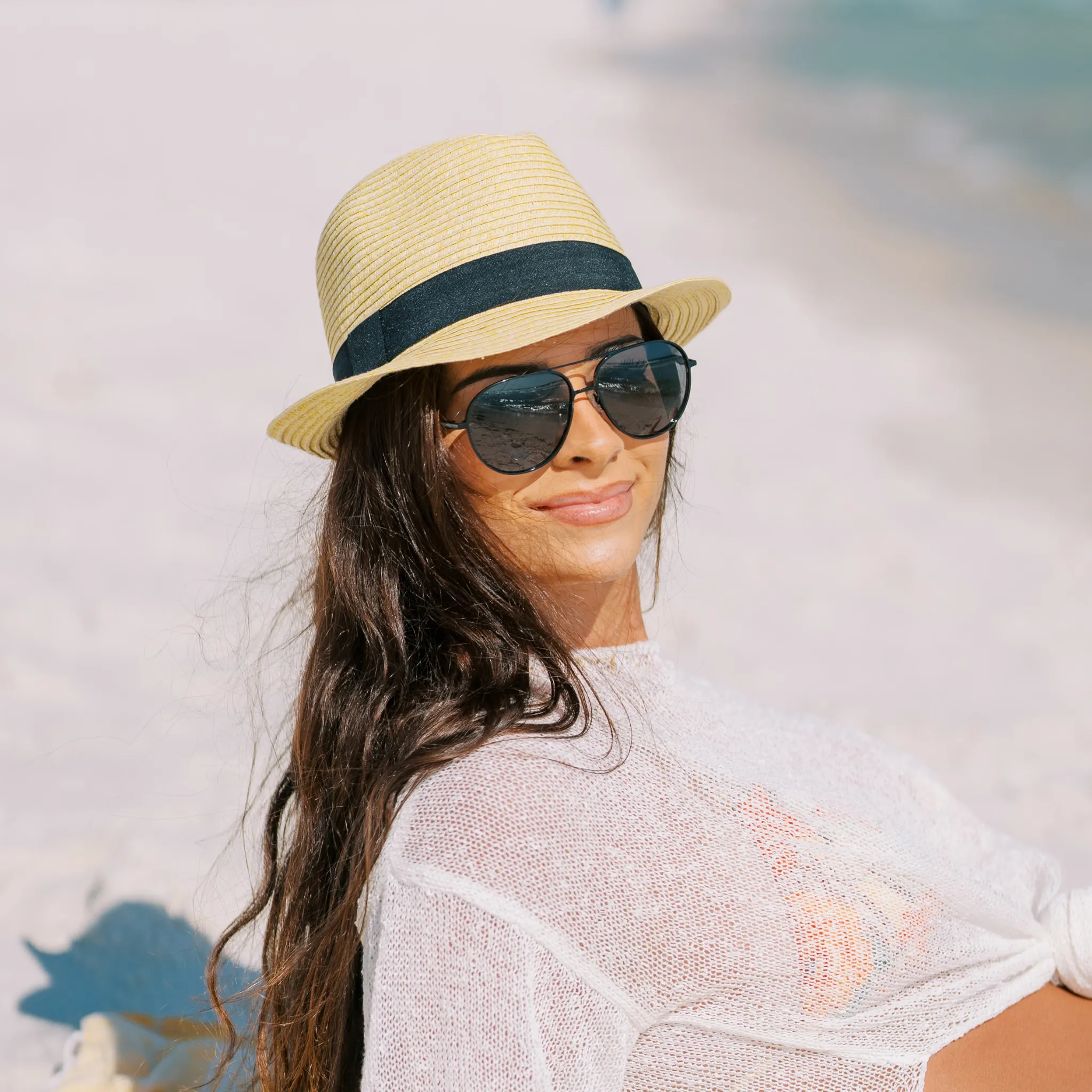 Ollie Onyx Sunglasses sold by Pink Lily product image thumbnail 5