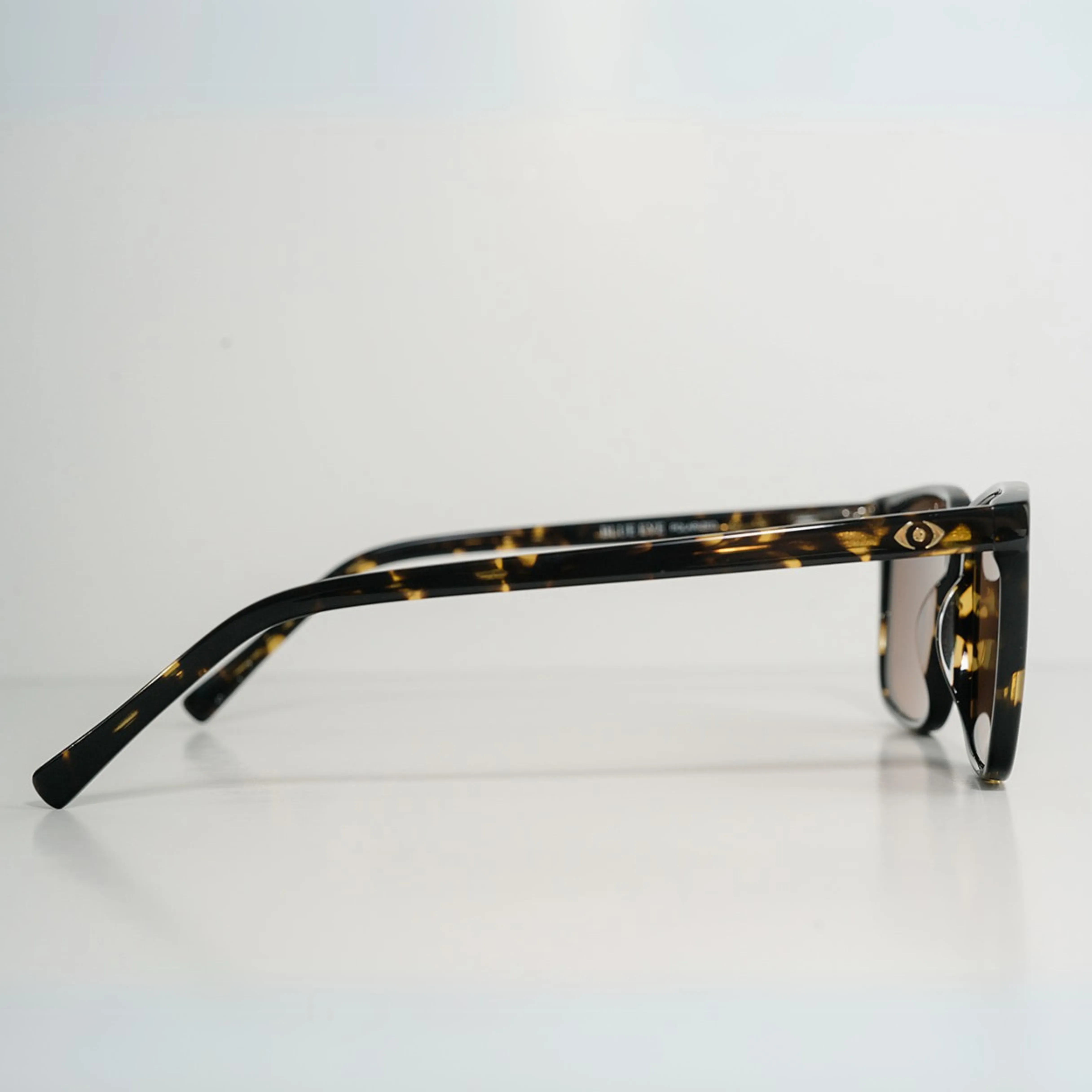 Emory Tortoise Sunglasses sold by Pink Lily product image thumbnail 4