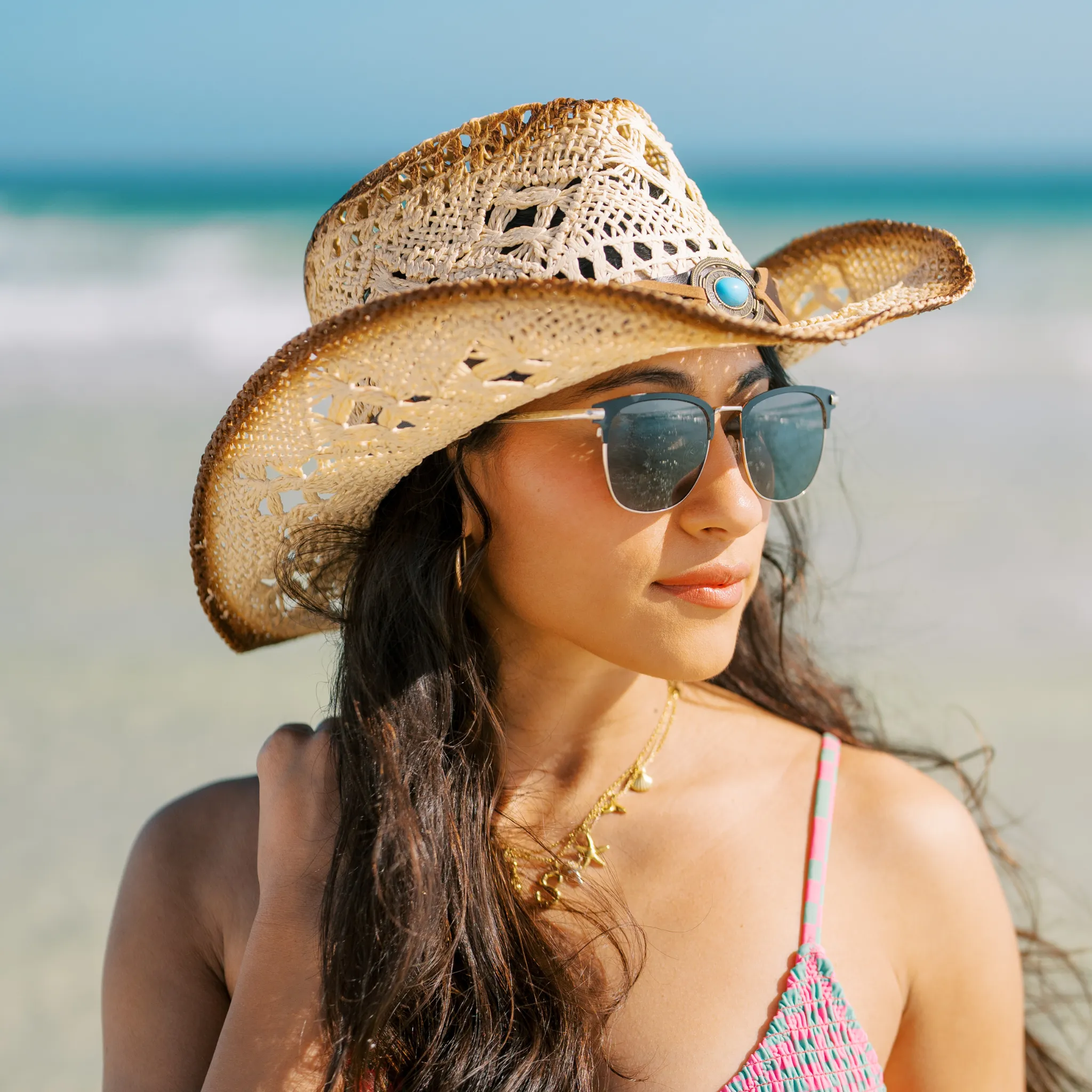 TopFoxx Grady White Gold Sunglasses sold by Pink Lily product image thumbnail 5
