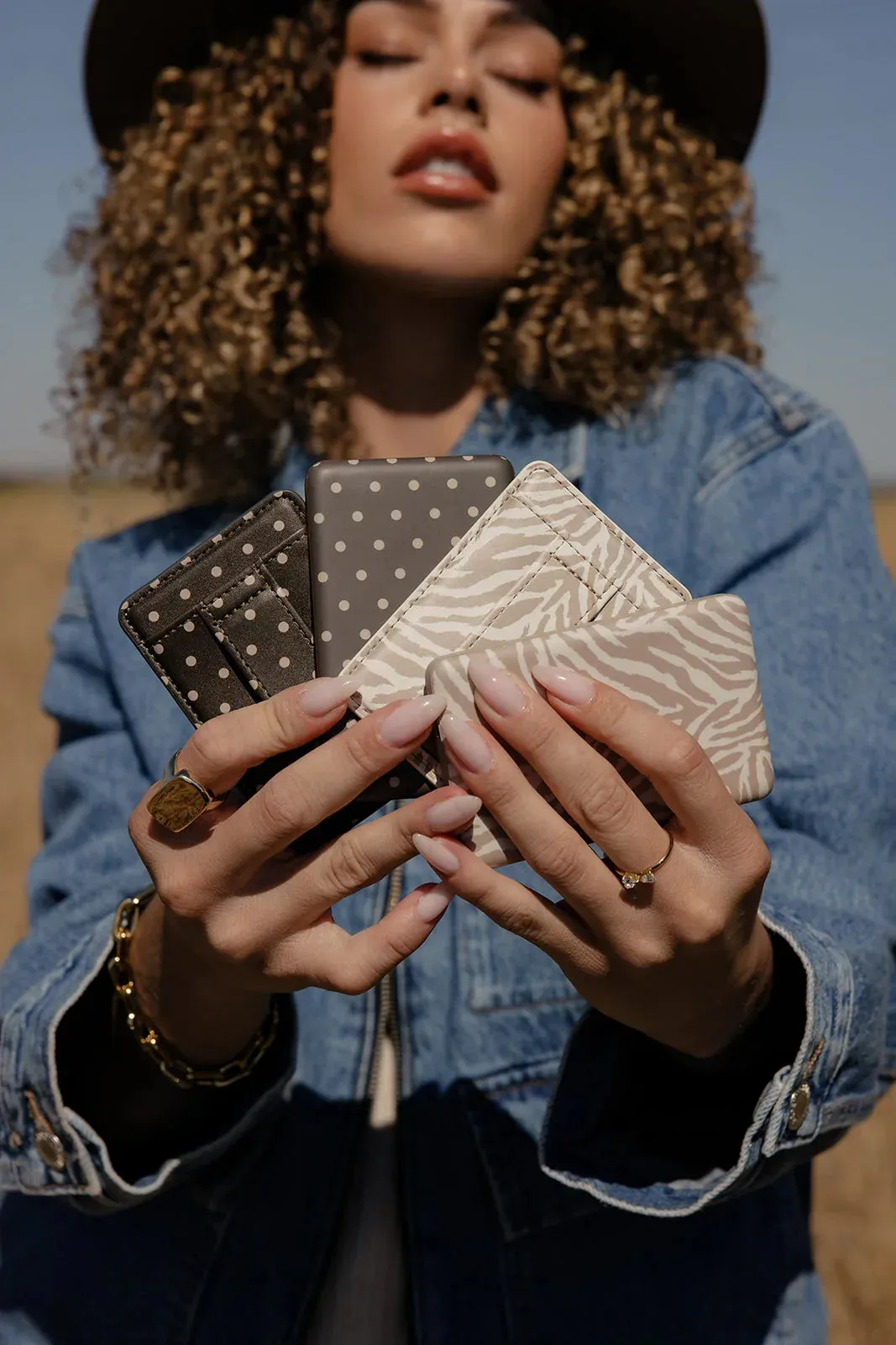 Cocoa Dot Magnetic Wallet sold by Pink Lily product image thumbnail 4