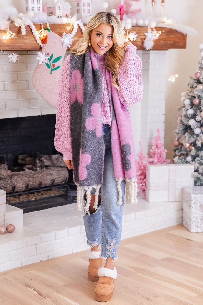 Pink Daisy Chunky Scarf sold by Pink Lily product image thumbnail 4