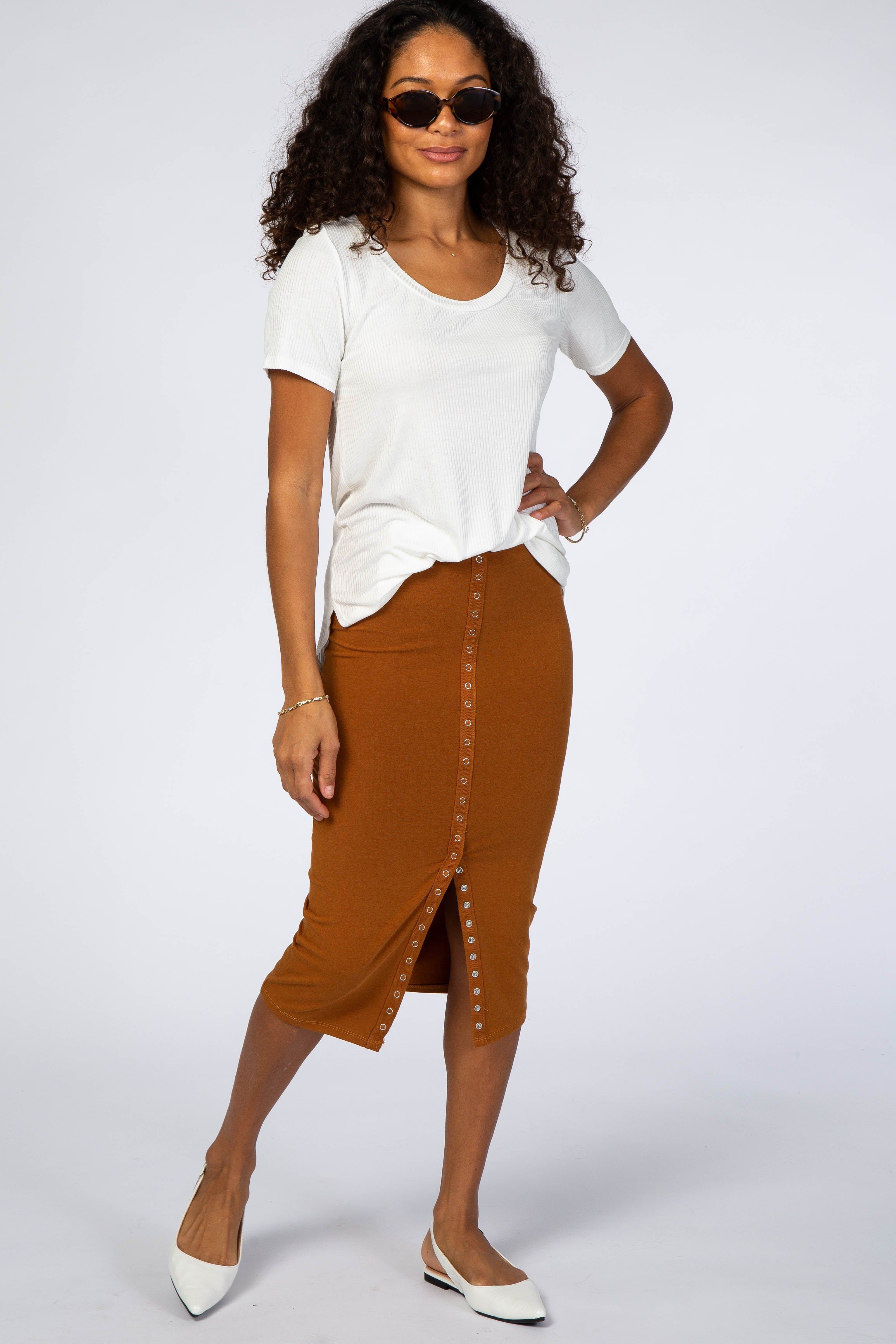 White Ribbed Rounded Hem Short Sleeve Maternity Top sold by Pinkblush product image thumbnail 5