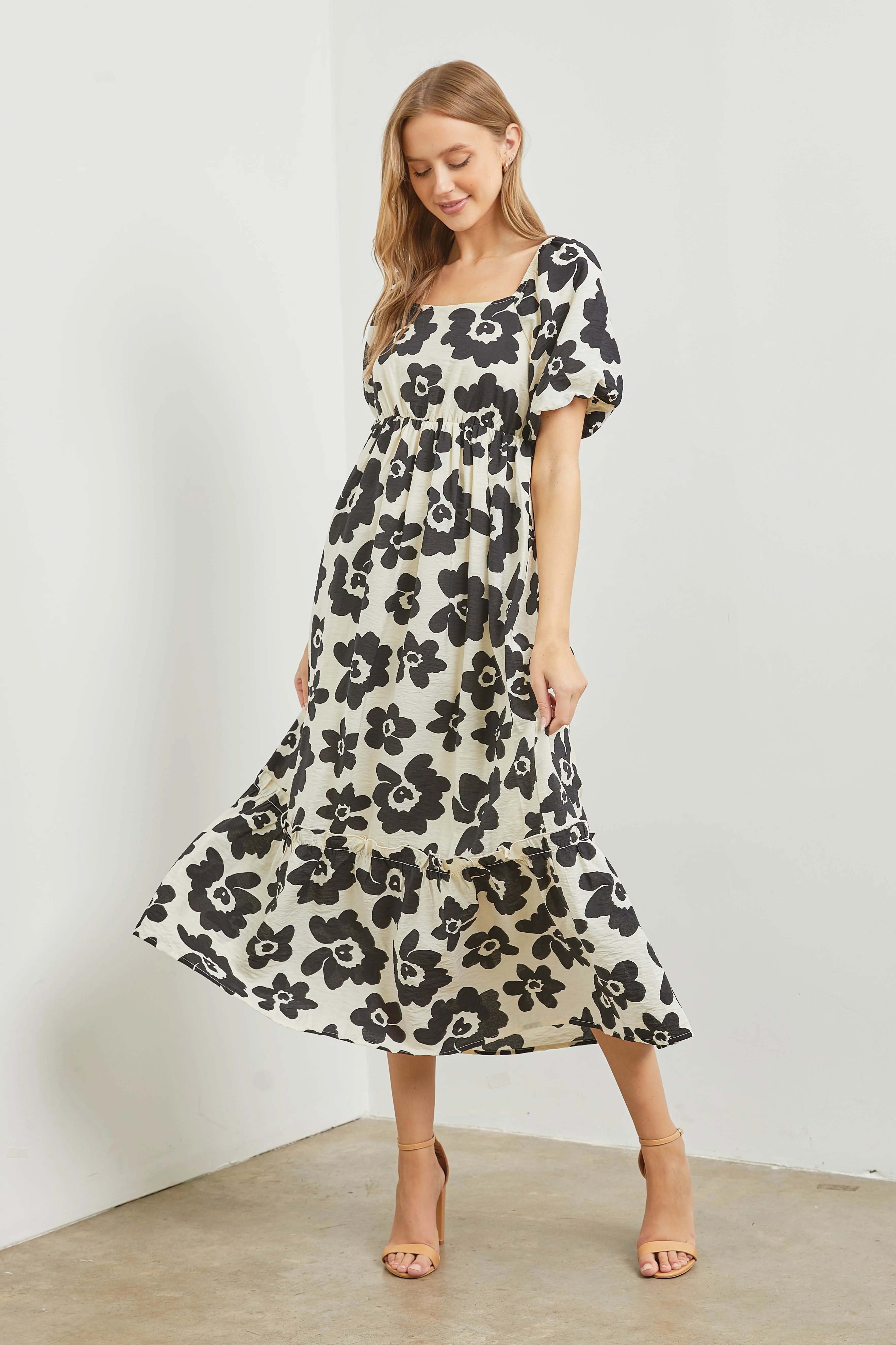 Black Floral Puff Sleeve Maternity Maxi Dress sold by Pinkblush product image thumbnail 4