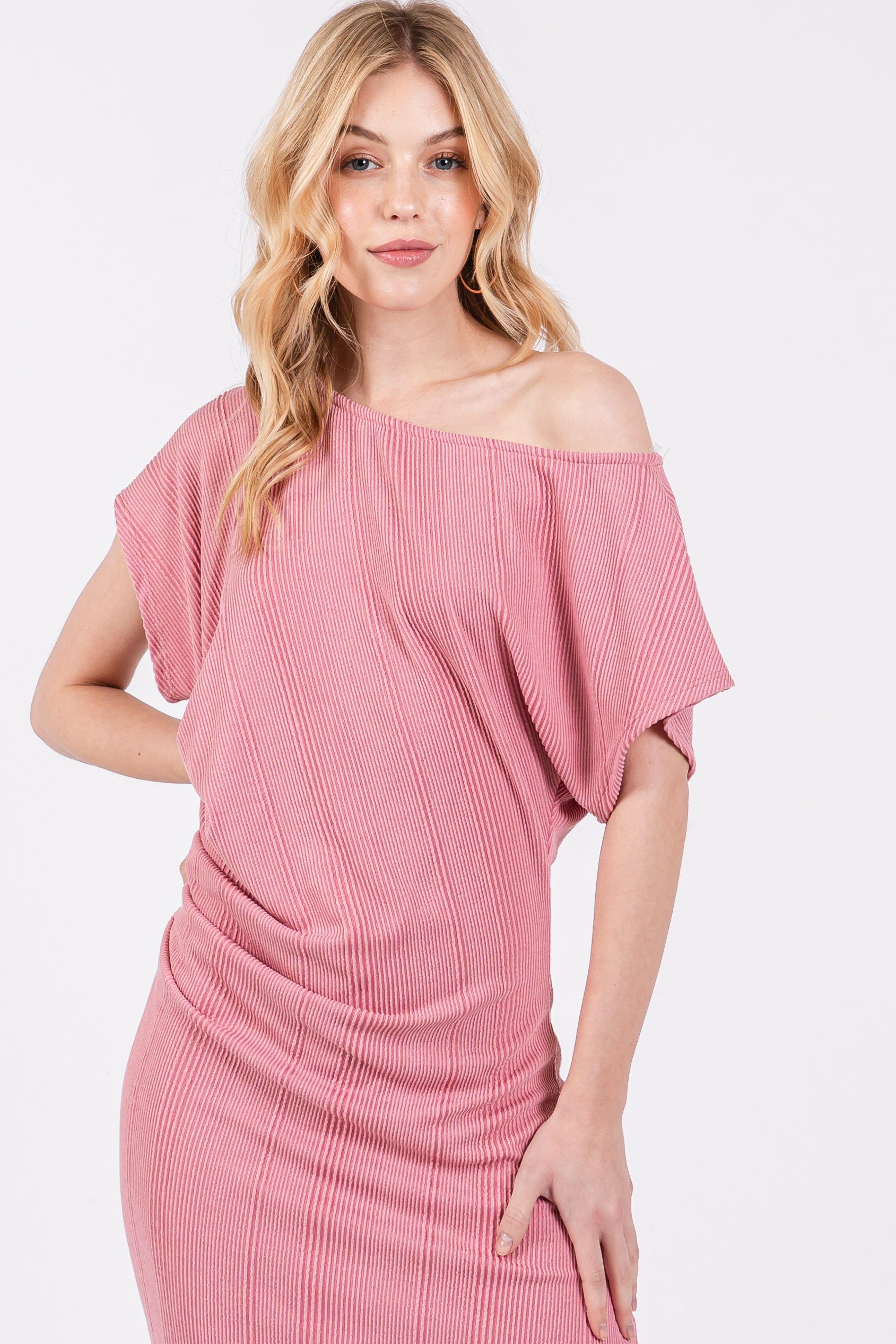 Mauve Ribbed Short Sleeve Gathered Midi Dress sold by Pinkblush product image thumbnail 4