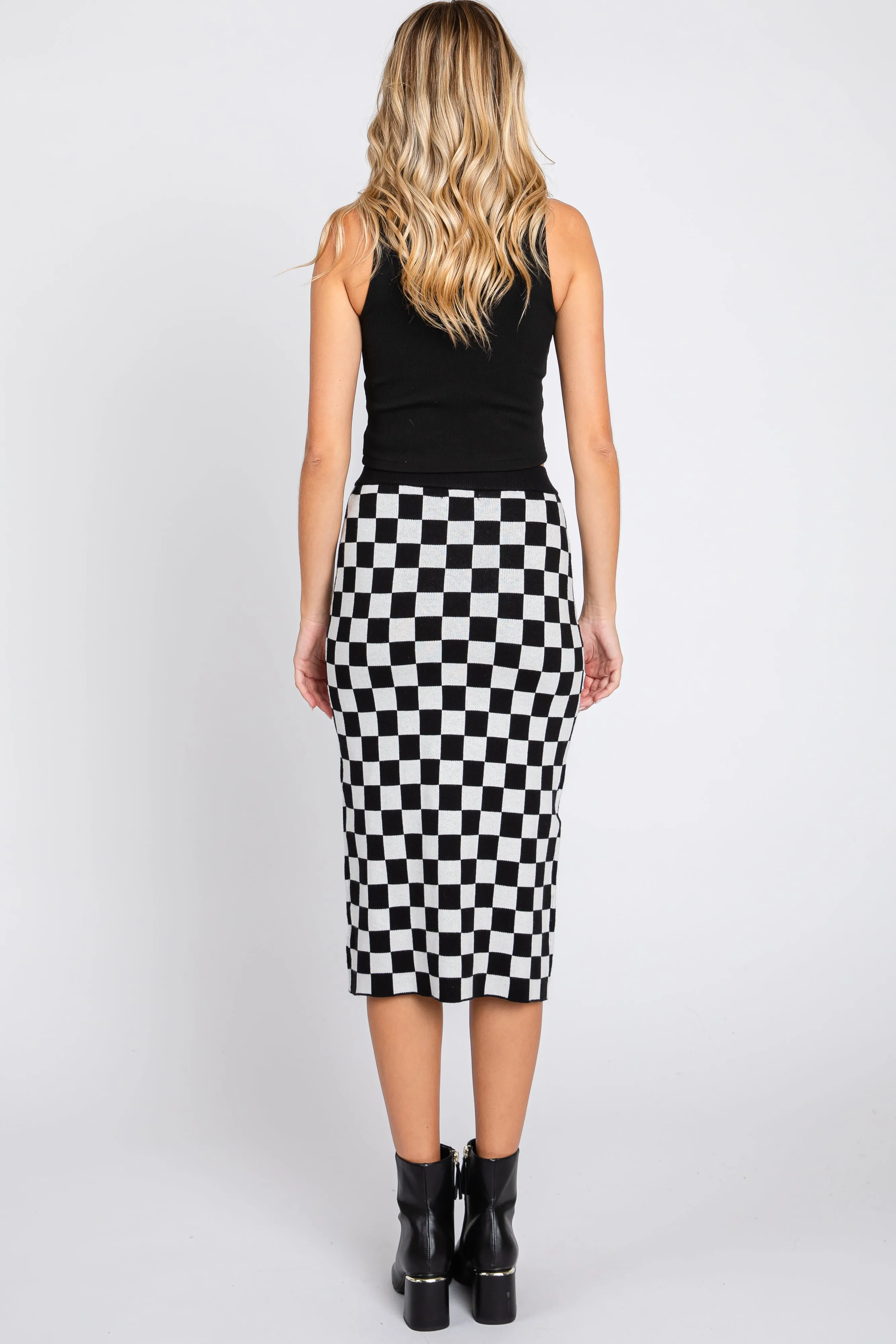 Black Checkered Knit Skirt sold by Pinkblush product image thumbnail 3