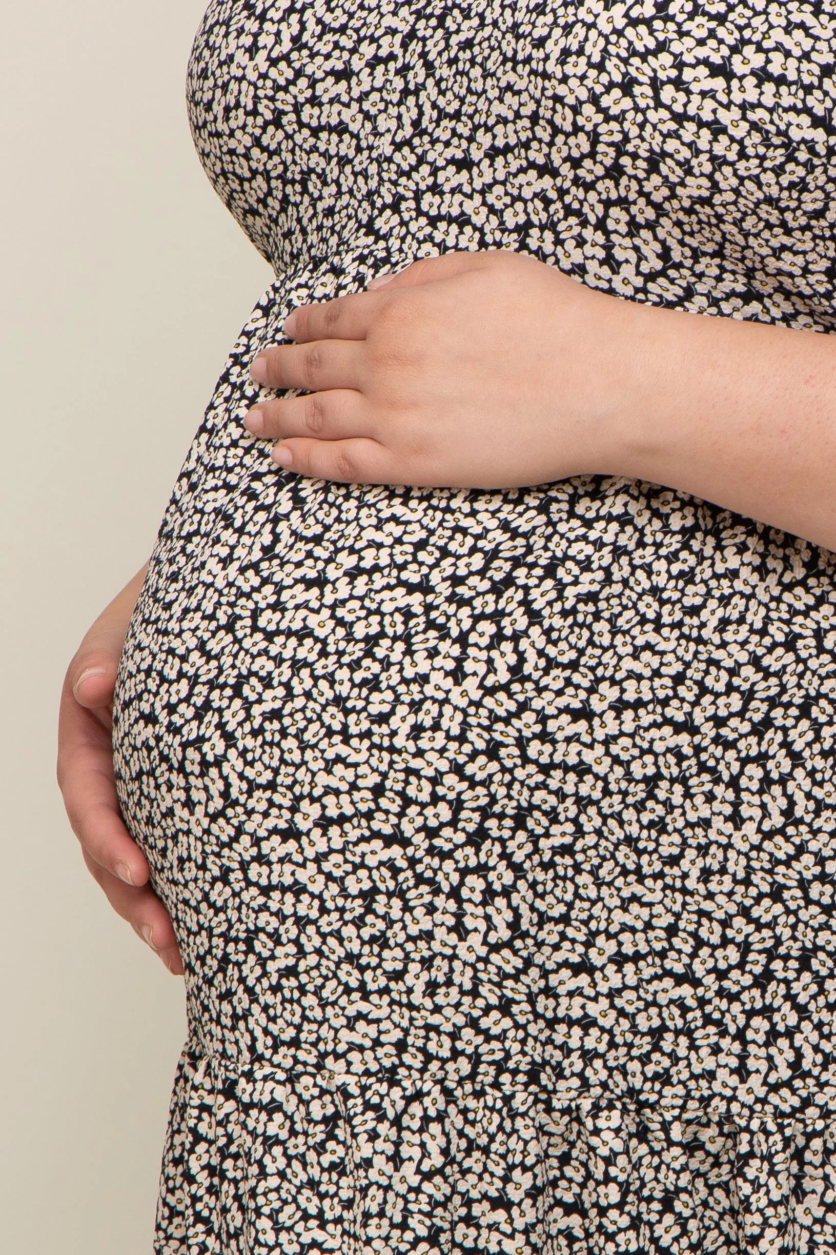 Black Floral Puff Sleeve Maternity Plus Maxi Dress sold by Pinkblush product image thumbnail 4