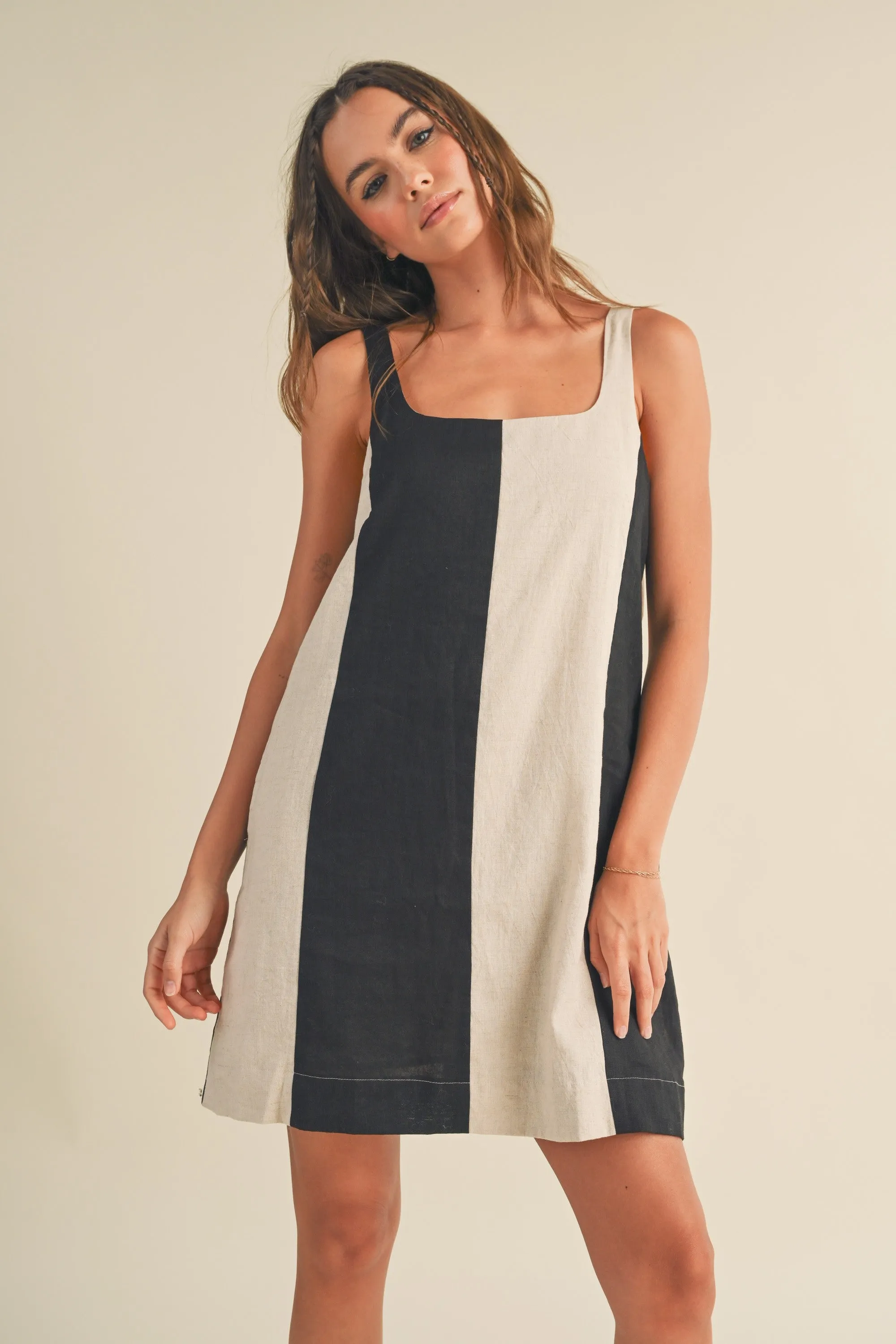 Black Color Block Linen Sleeveless Dress sold by Pinkblush product image thumbnail 2