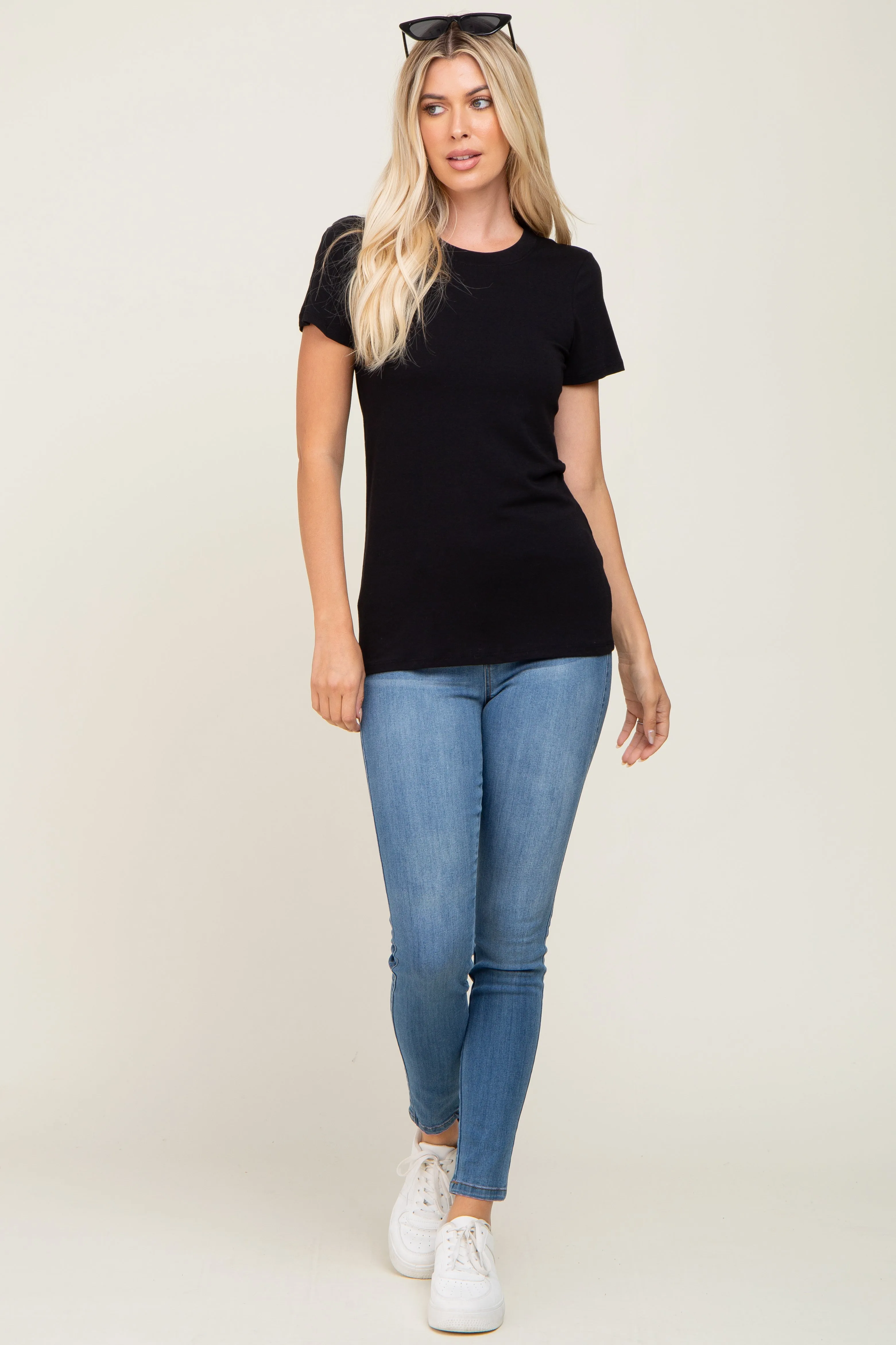 Black Basic Crew Neck Tee sold by Pinkblush product image thumbnail 4