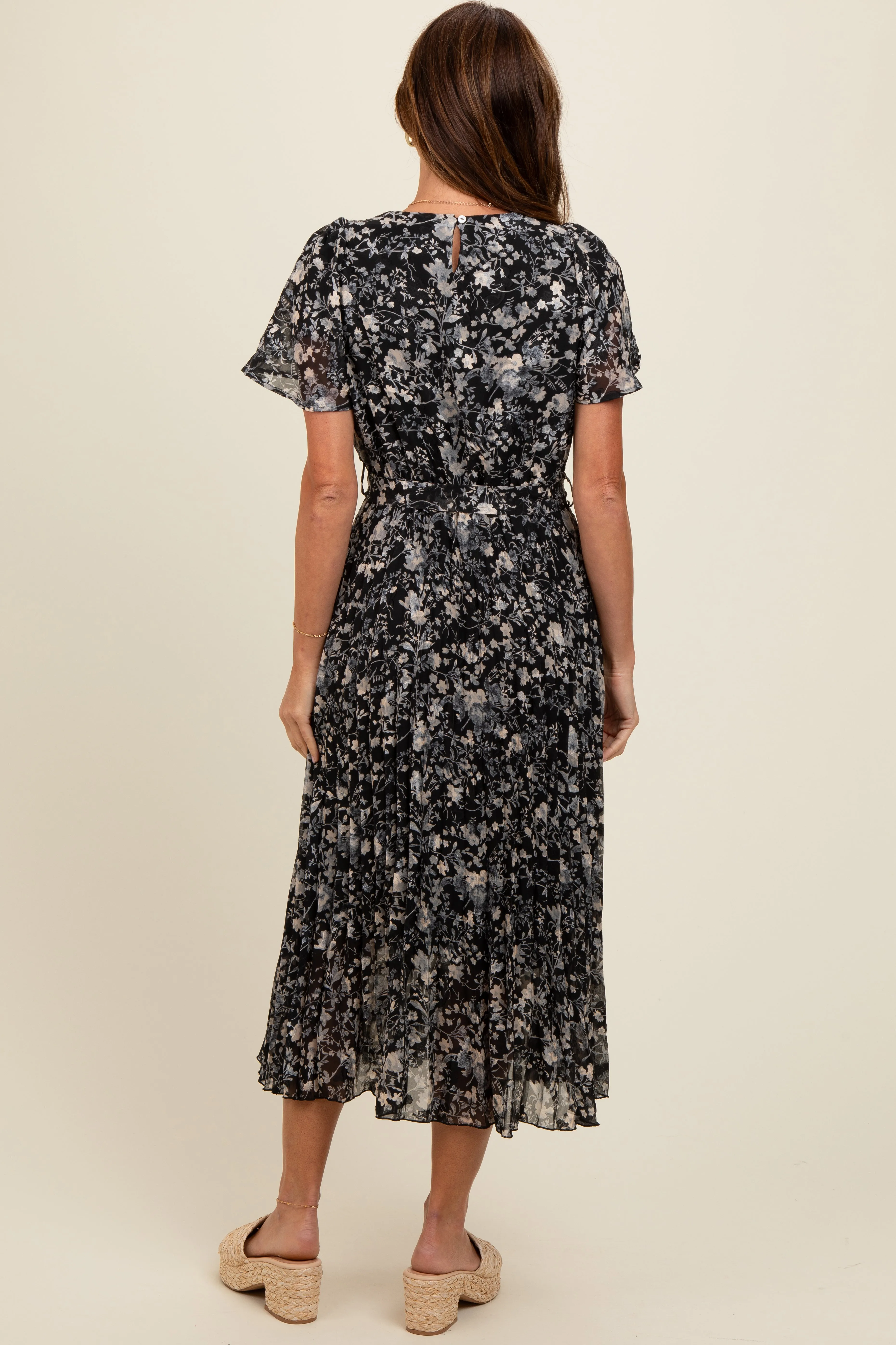 Black Floral Pleated Midi Dress sold by Pinkblush product image thumbnail 4