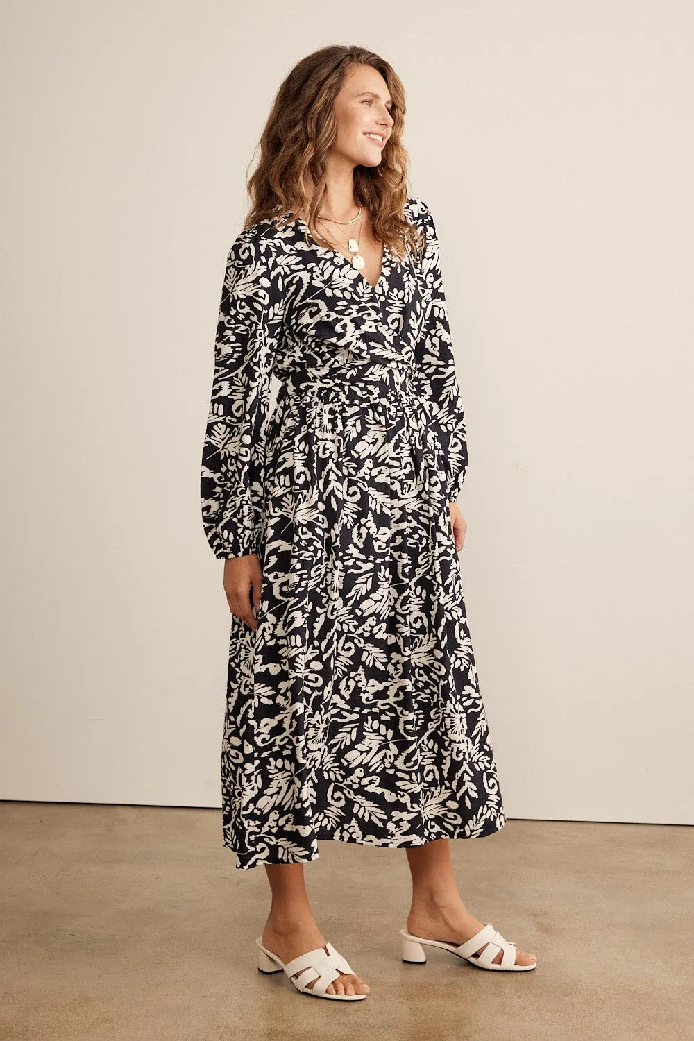 Black Abstract Floral Gathered Front Midi Dress sold by Pinkblush product image thumbnail 3