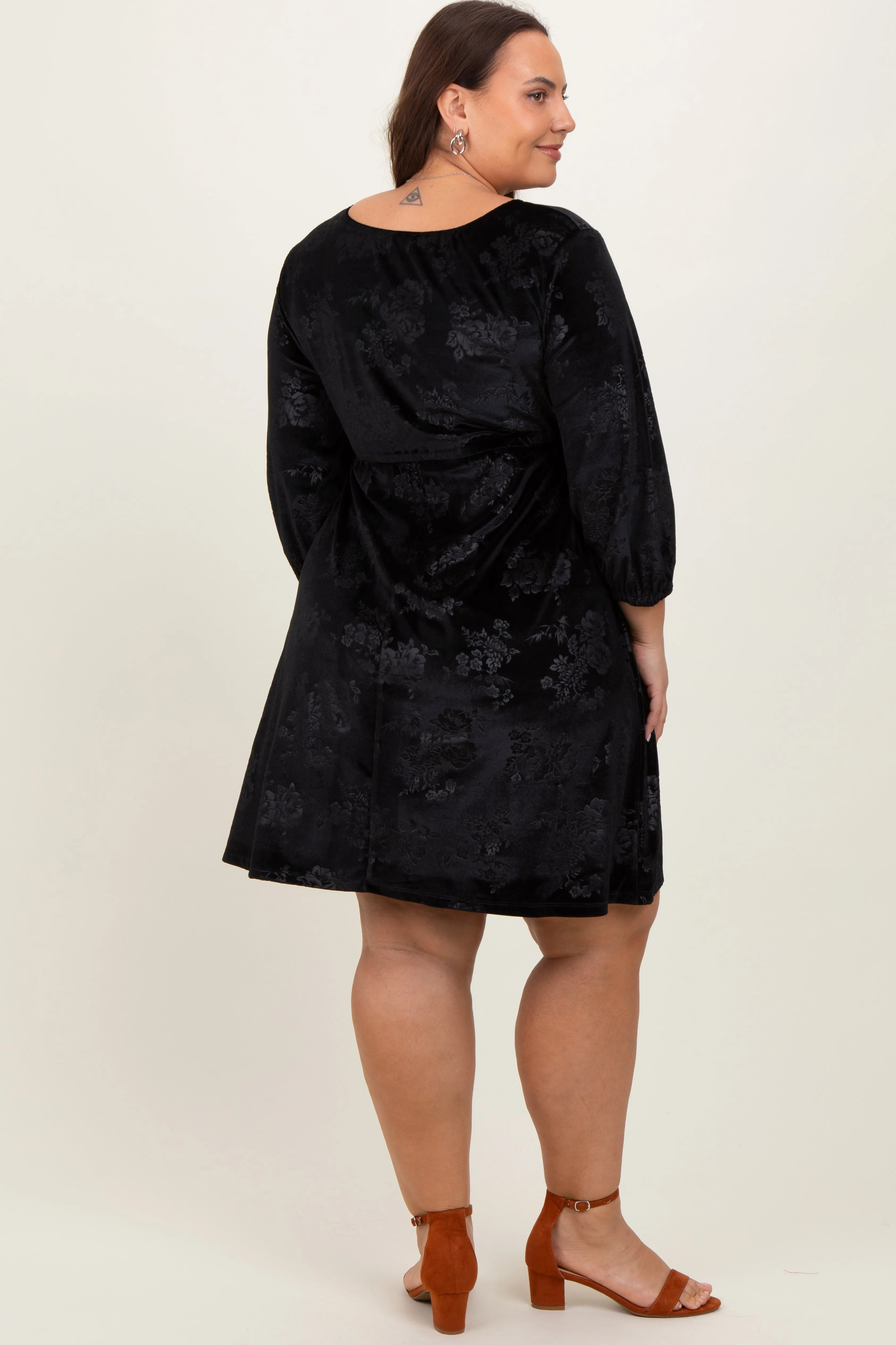 Black Velvet Floral Ruched Neck Plus Dress sold by Pinkblush product image thumbnail 4