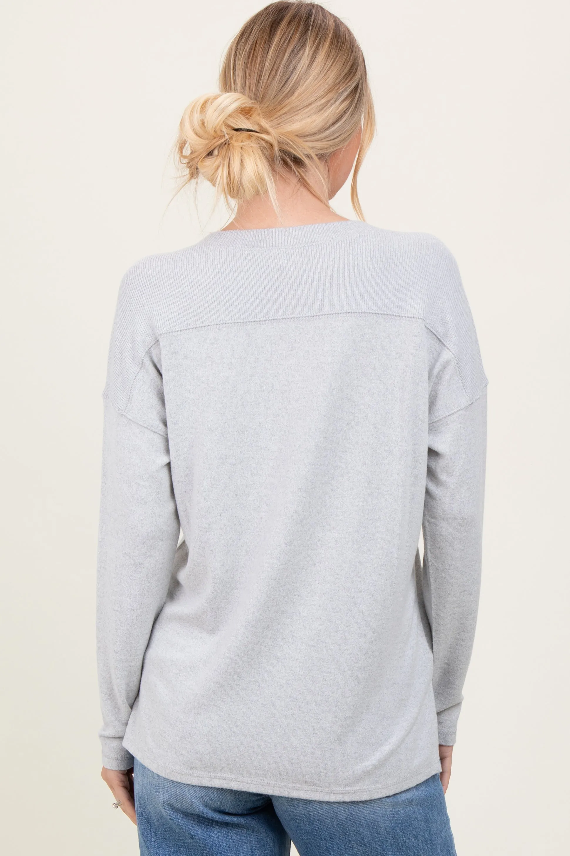 Heather Grey Basic V-Neck Long Sleeve Brushed Knit Top sold by Pinkblush product image thumbnail 4
