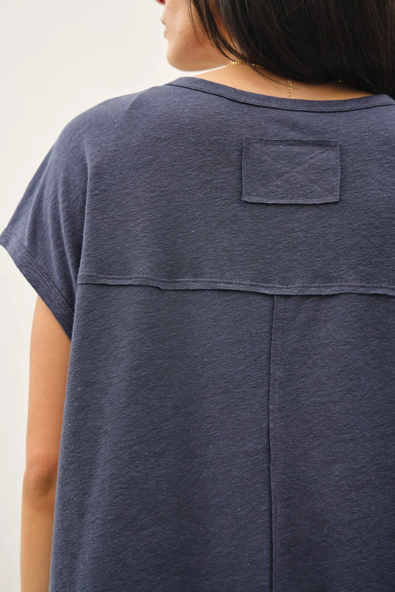Charcoal Linen Blend Short Sleeve Tee sold by Pinkblush product image thumbnail 5