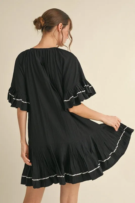 Black Solid Short Sleeve Pocketed Dress sold by Pinkblush product image thumbnail 3