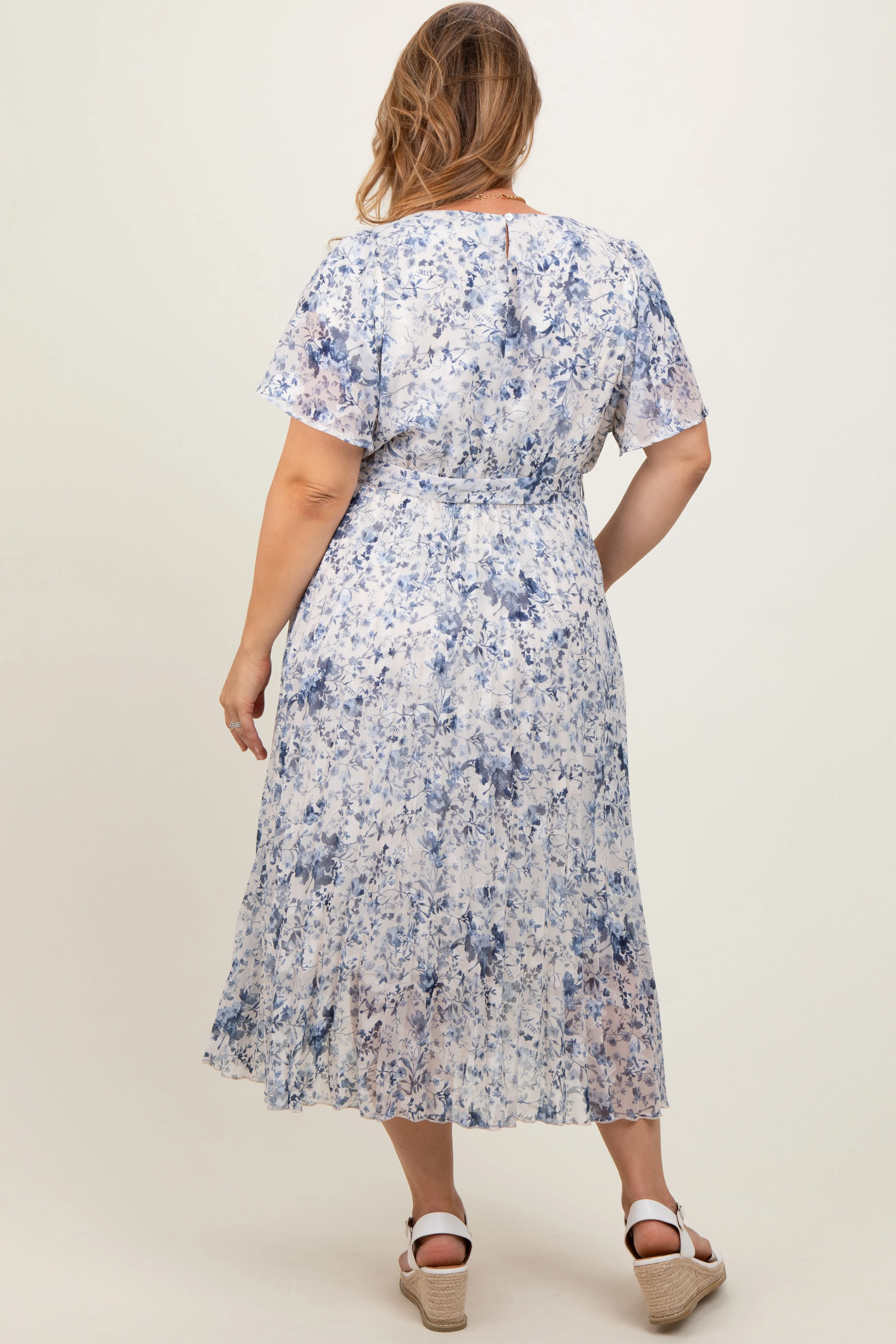 Cream Floral Pleated Maternity Plus Midi Dress sold by Pinkblush product image thumbnail 4