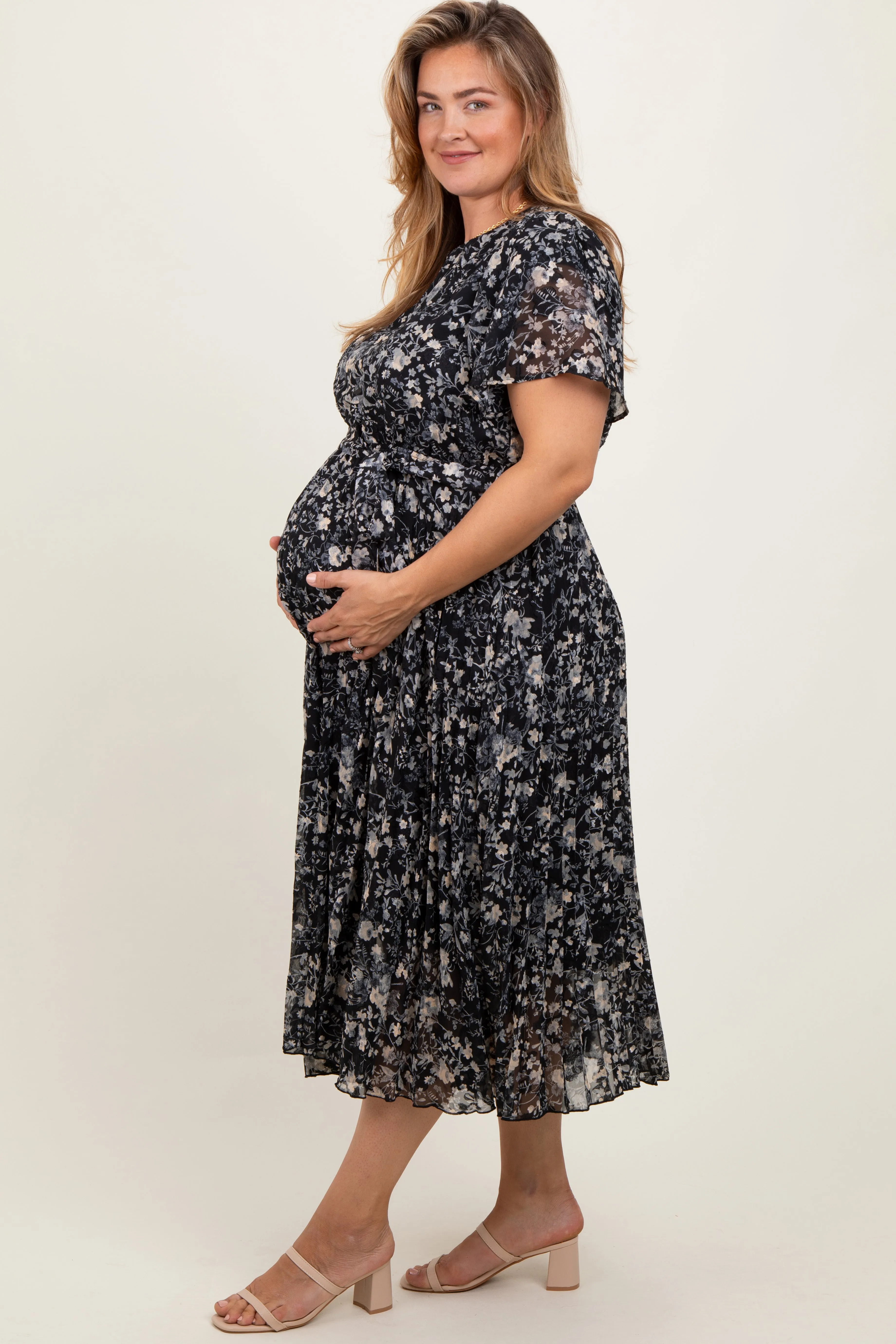 Black Floral Pleated Maternity Plus Midi Dress sold by Pinkblush product image thumbnail 3