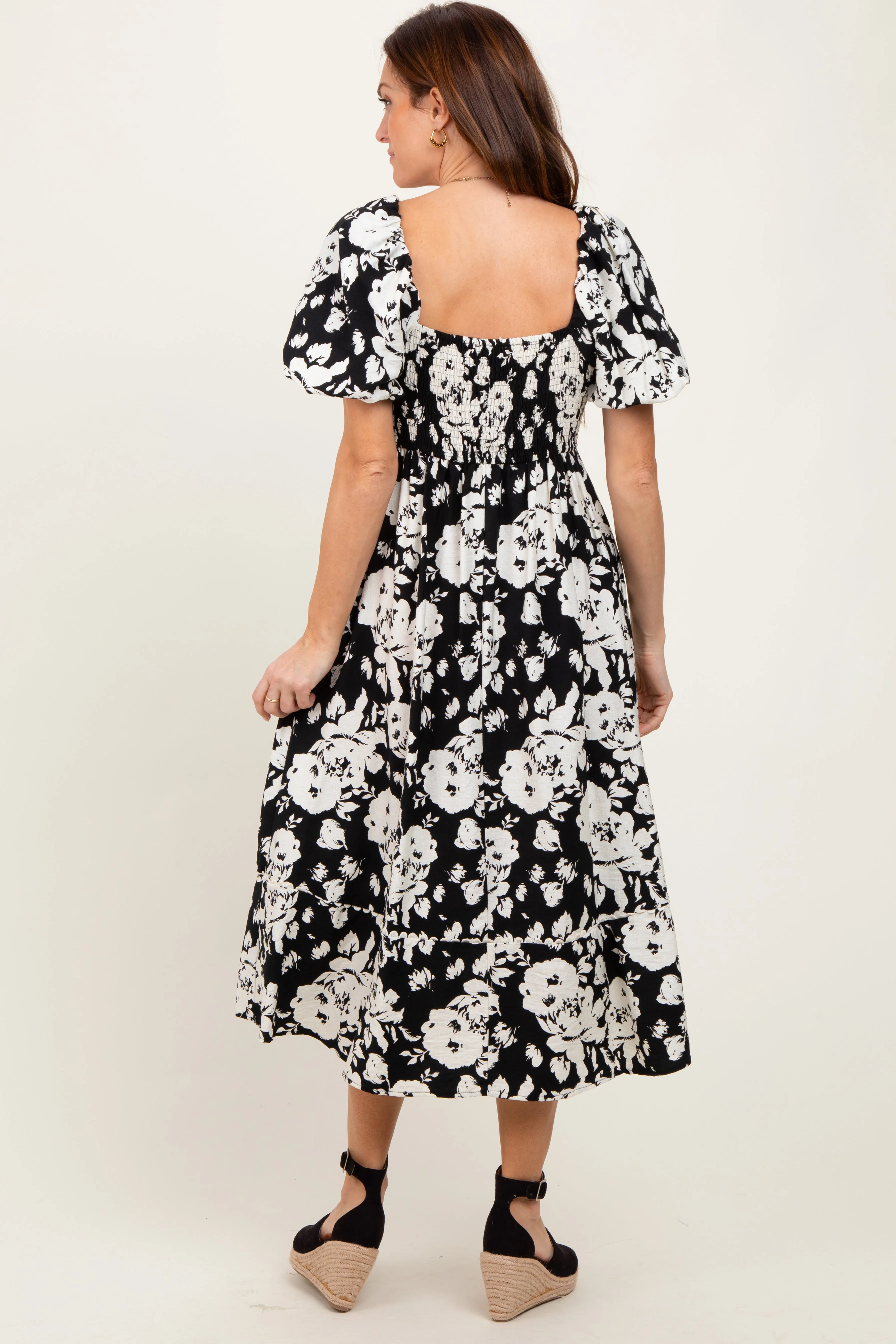 Black Floral Scallop Trim Puff Sleeve Midi Dress sold by Pinkblush product image thumbnail 4