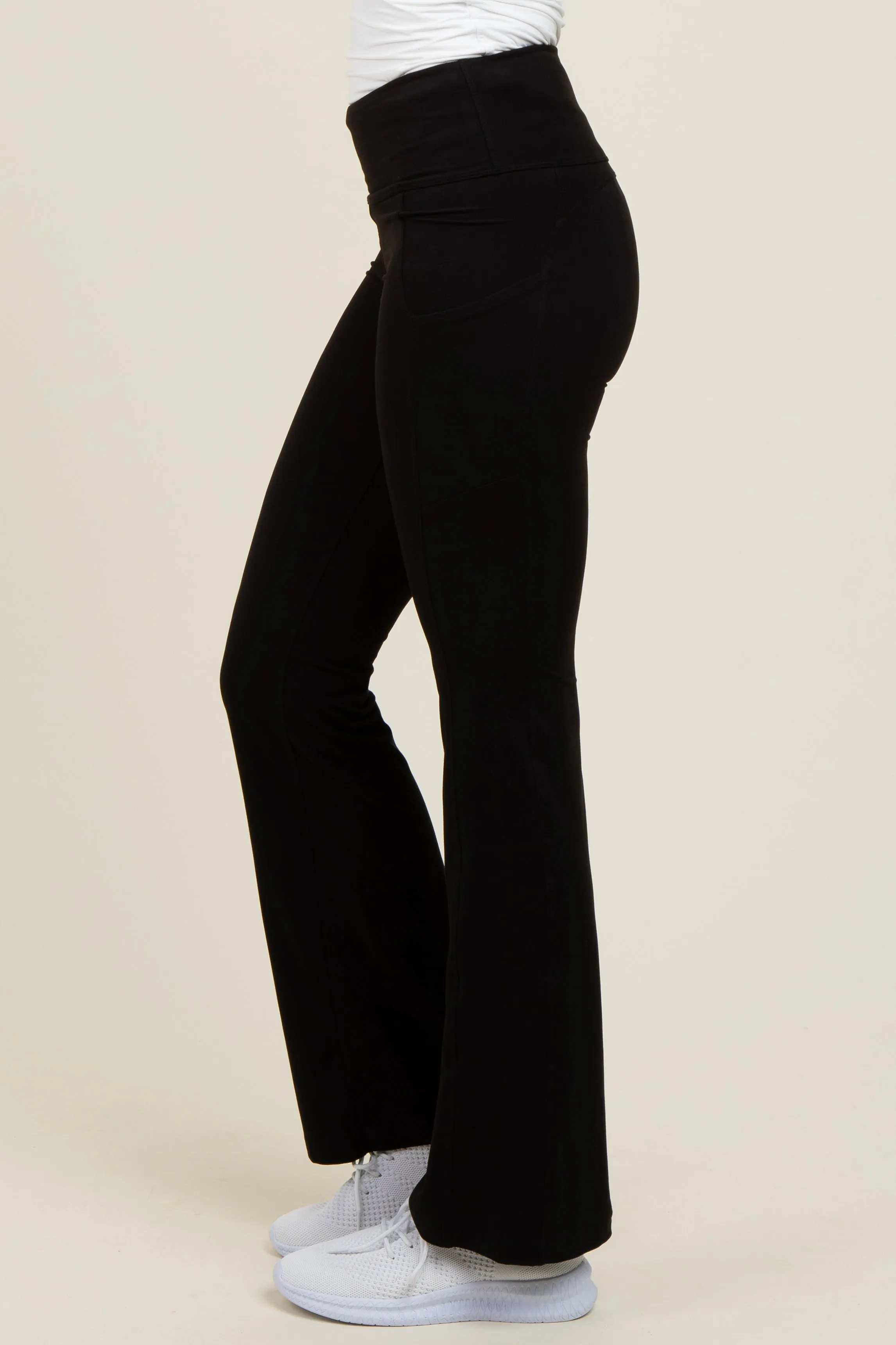 Black Active Pocket Flared Leggings sold by Pinkblush product image thumbnail 3