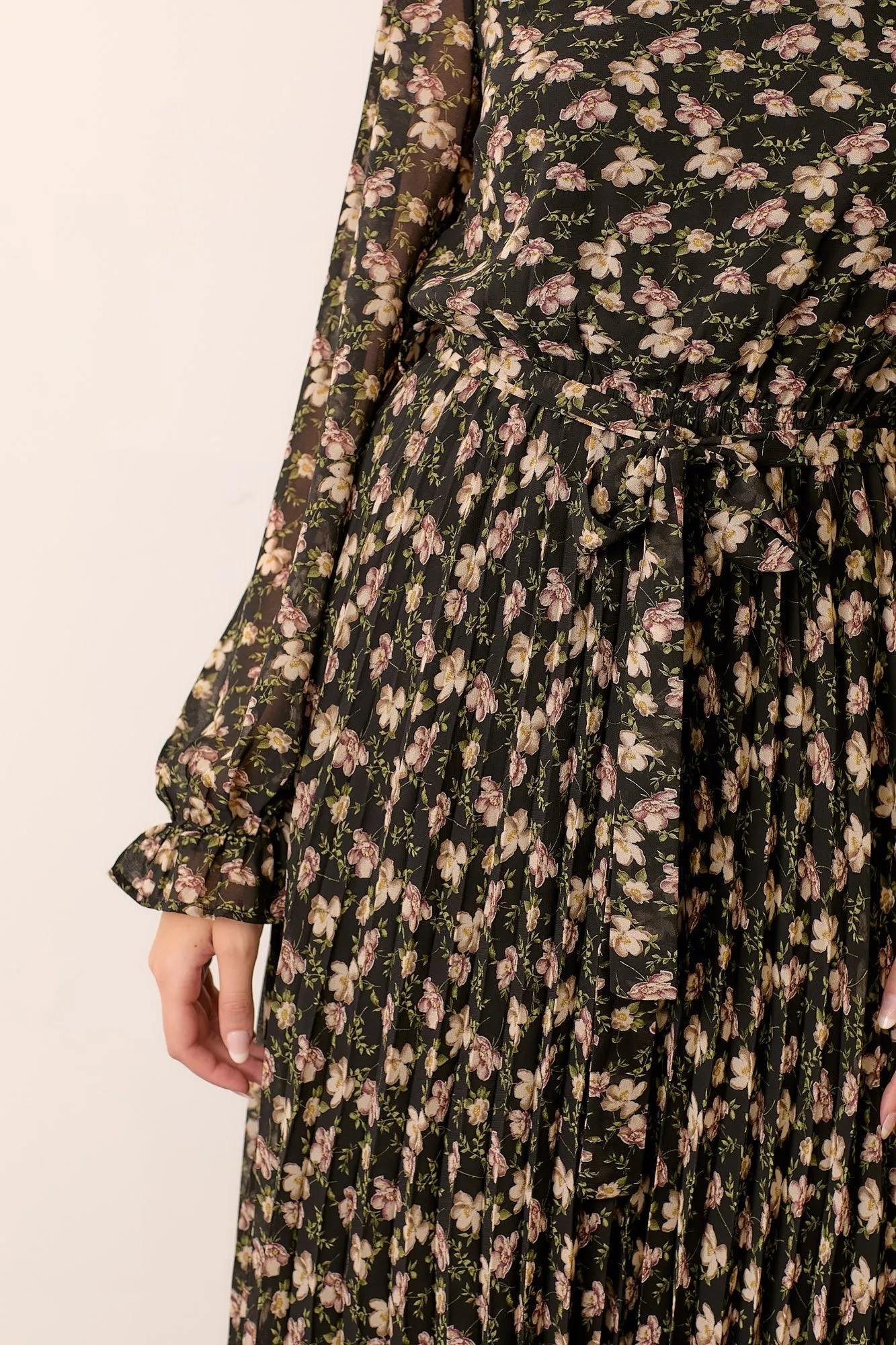 Black Floral Chiffon Long Sleeve Pleated Midi Dress sold by Pinkblush product image thumbnail 4