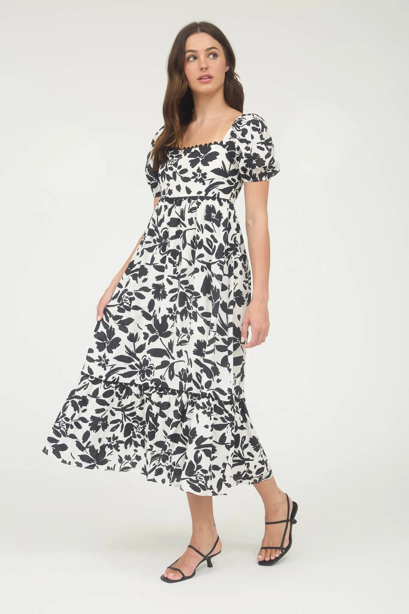 Black Floral Scallop Trim Puff Sleeve Midi Dress sold by Pinkblush product image thumbnail 3