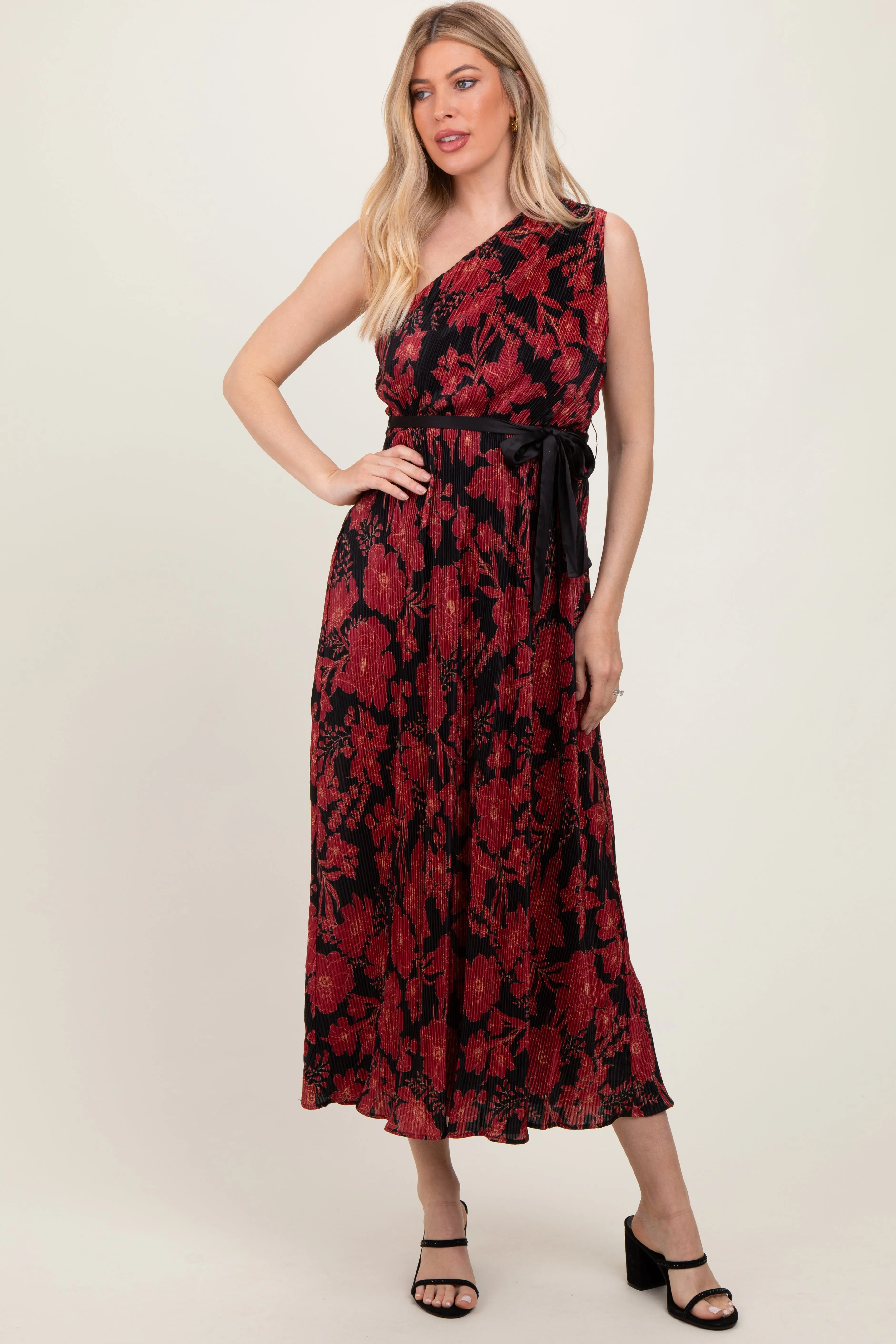 Red Floral Print Plisse One Shoulder Maternity Maxi Dress sold by Pinkblush product image thumbnail 4