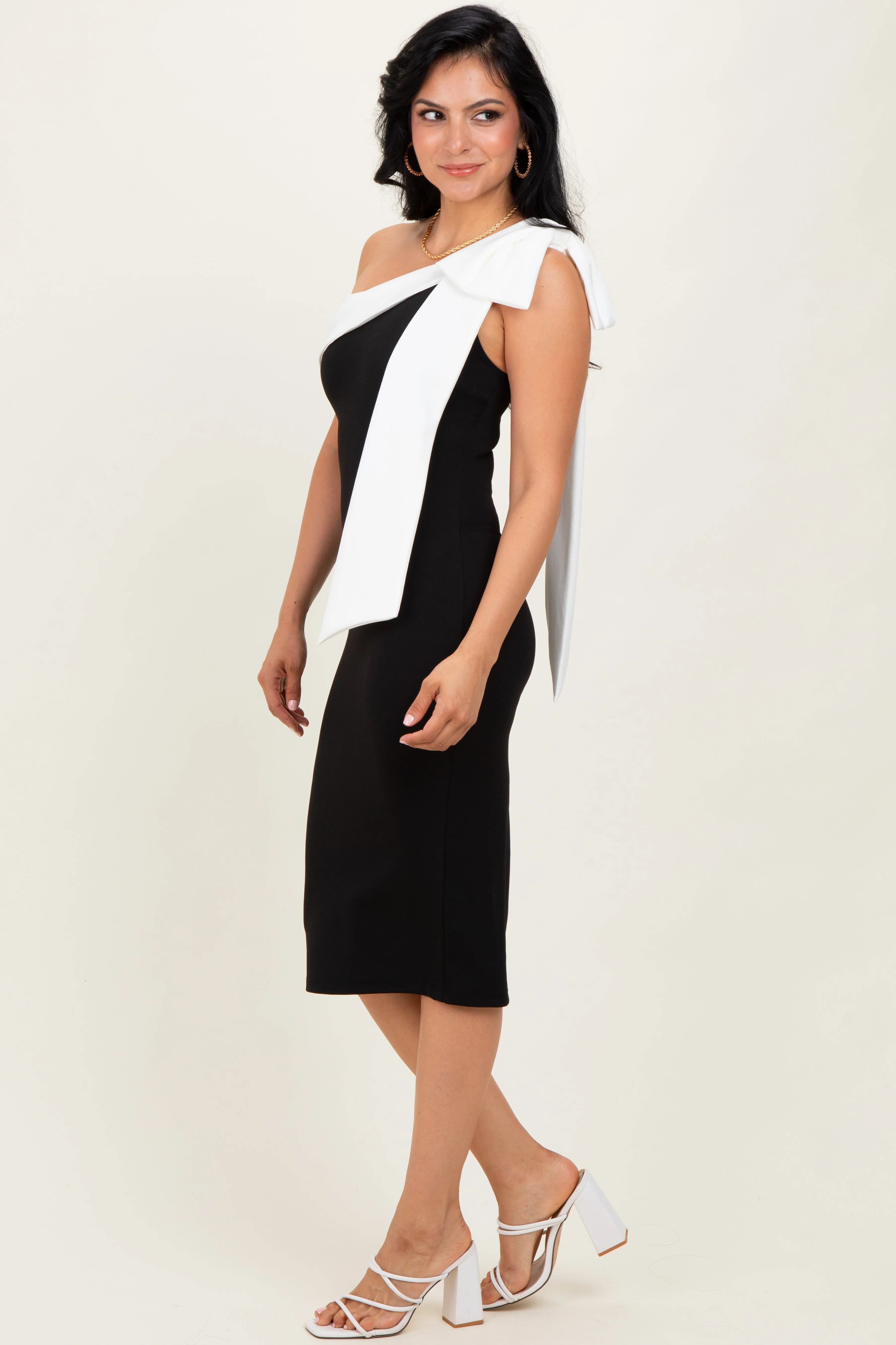 Black Oversized Bow One Shoulder Midi Dress sold by Pinkblush product image thumbnail 2