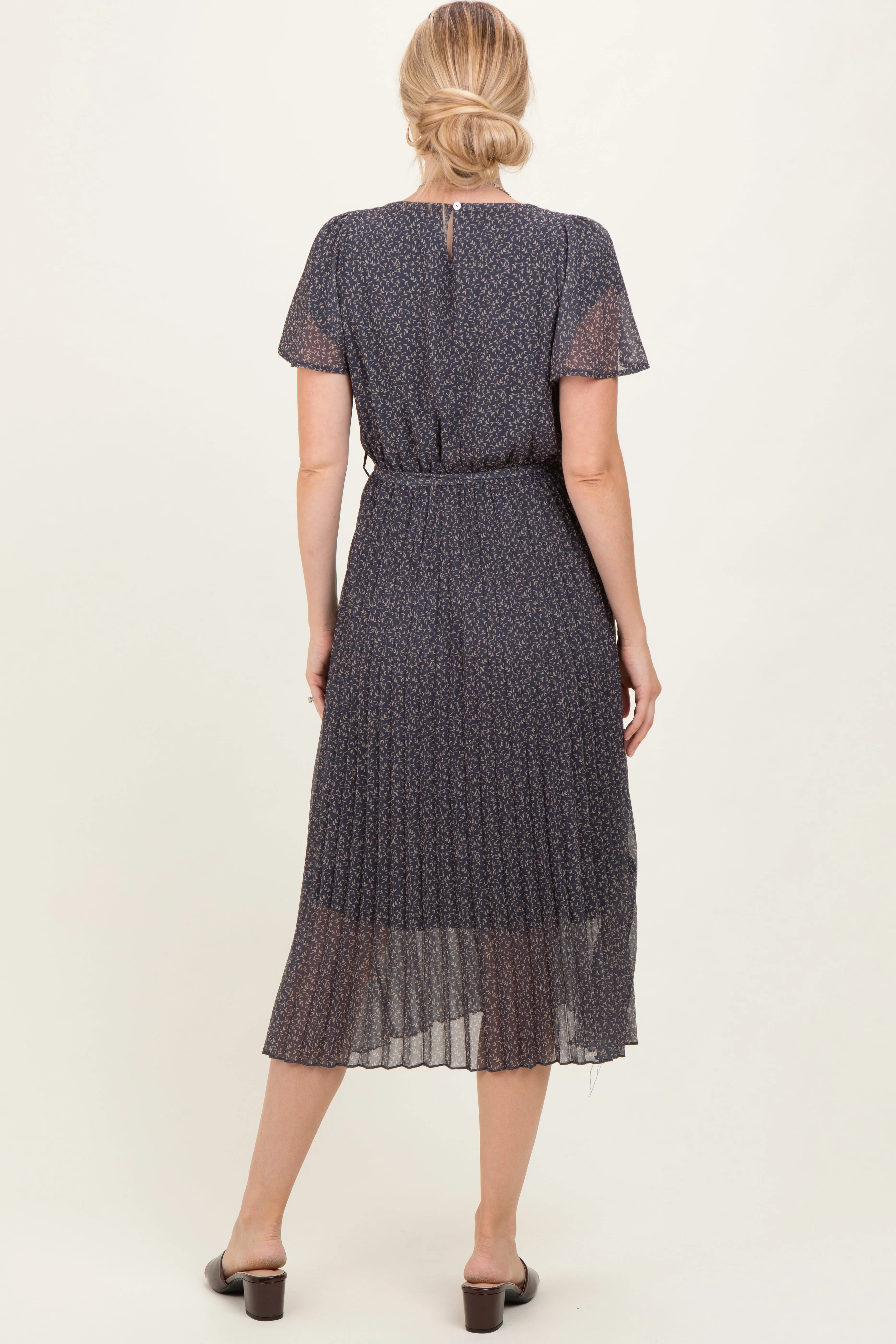Grey Leaf Print Pleated Midi Dress sold by Pinkblush product image thumbnail 3