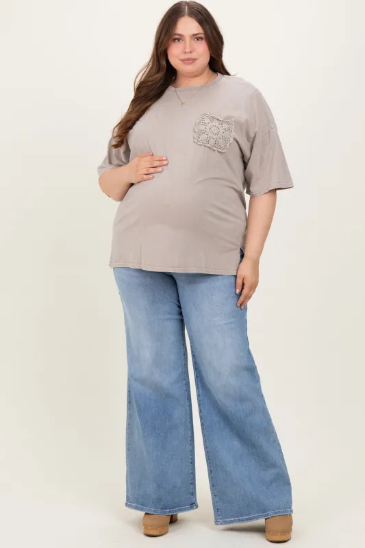 Blue Front Yoke Detail Wide Leg Maternity Plus Jeans made by Risen