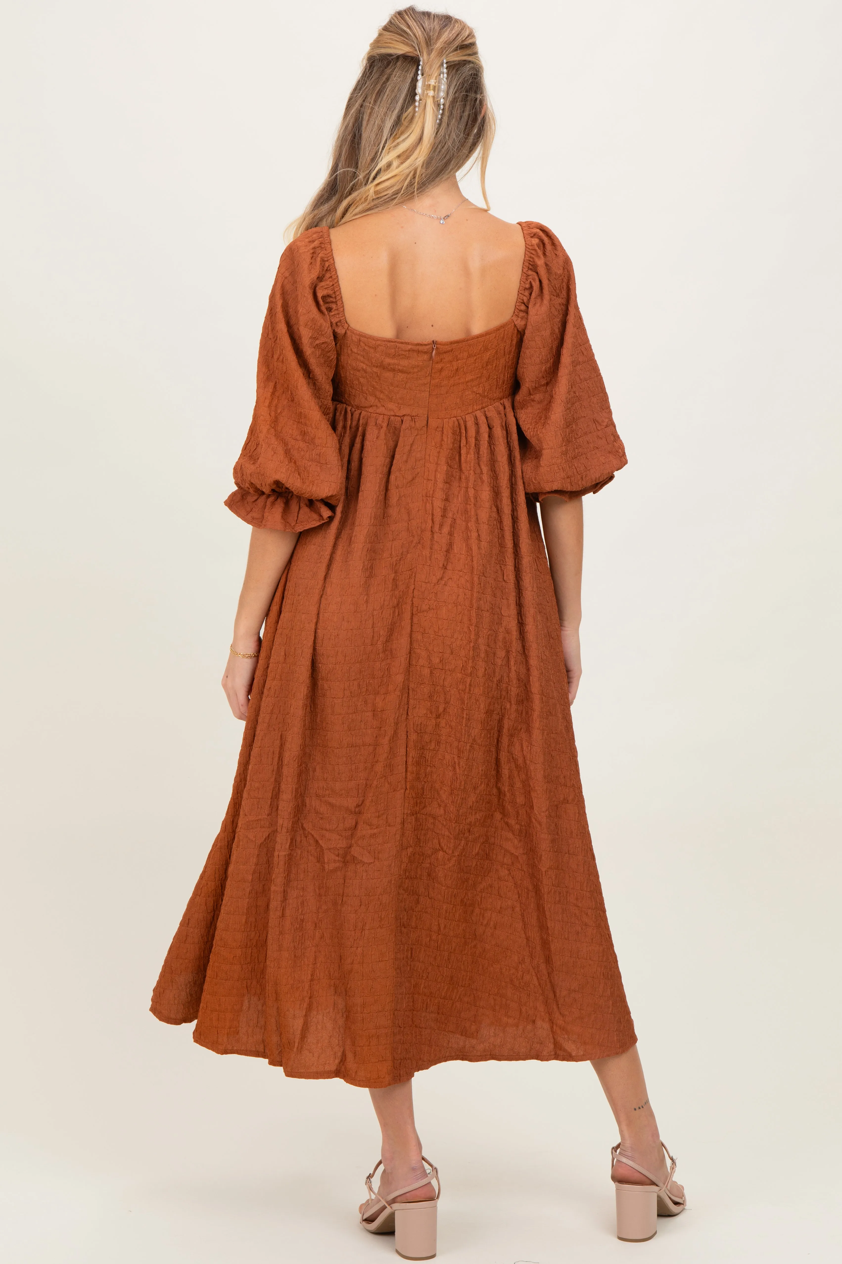 Rust Textured 3/4 Puff Sleeve Maternity Maxi Dress sold by Pinkblush product image thumbnail 2