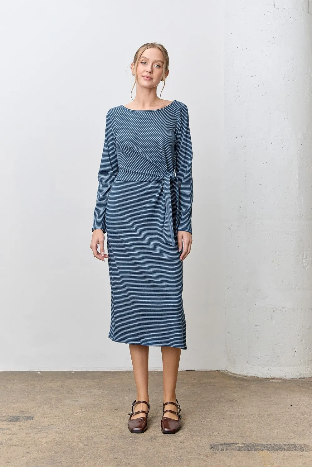 Navy Side Tie Long Sleeve Maternity Midi Dress sold by Pinkblush product image thumbnail 4