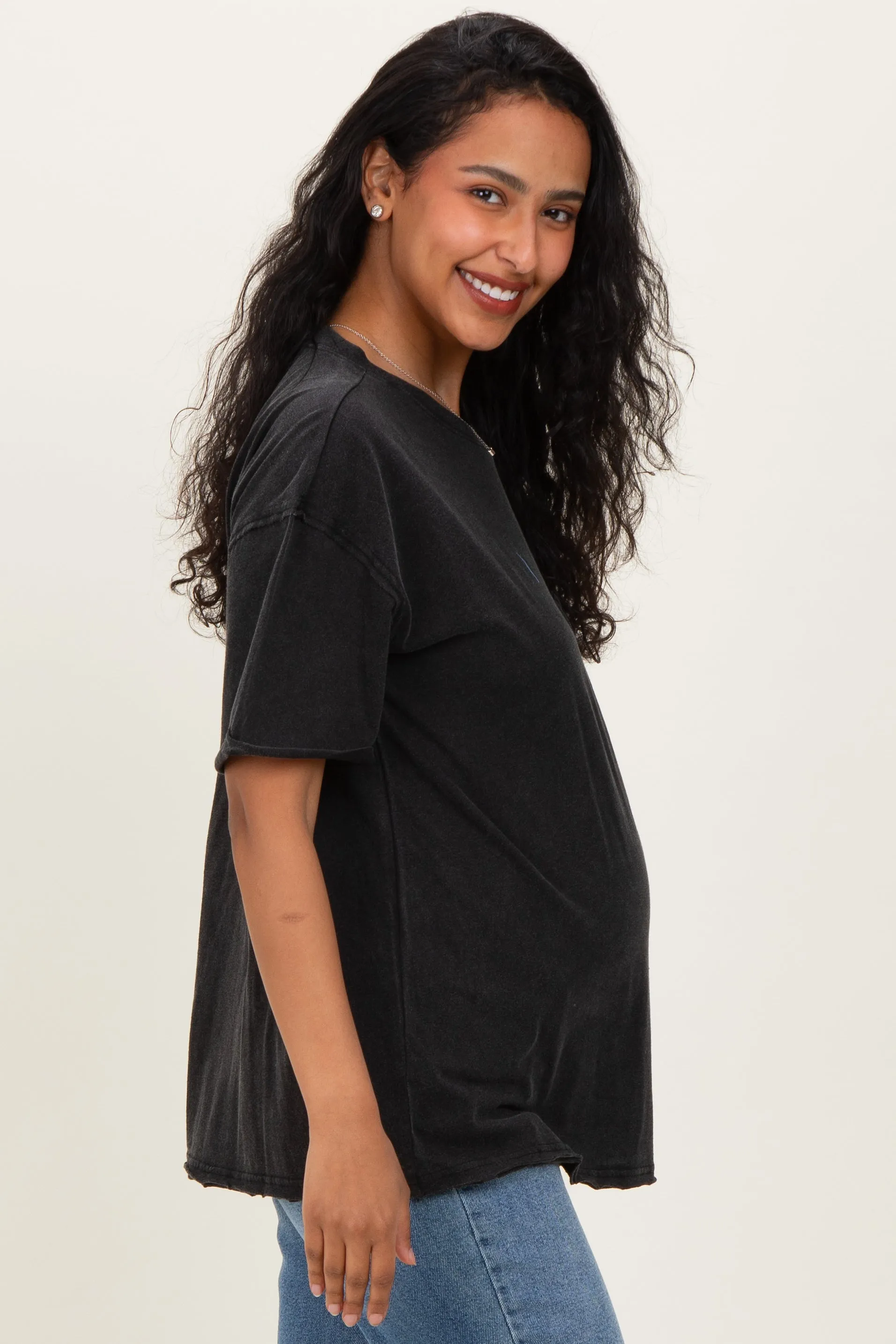 Black Vintage Wash Raw Edge Pocket Maternity T-Shirt sold by Pinkblush product image thumbnail 3