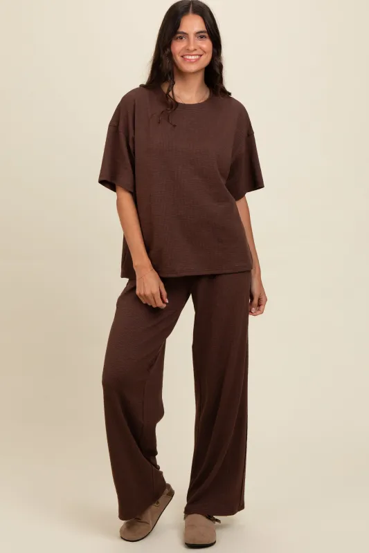 Brown Textured Knit Oversized Tee And Pants Set made by Pinkblush