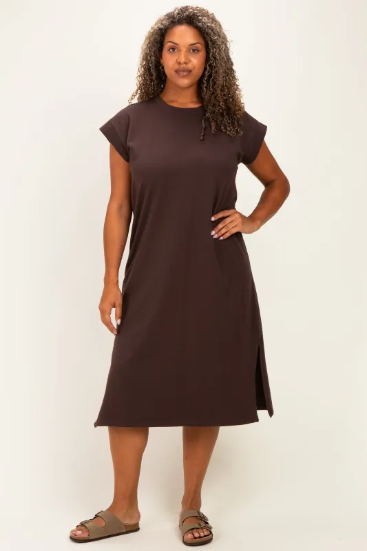 Brown Plus Round Neck Short Sleeve Midi Dress made by Zenana Outfitters