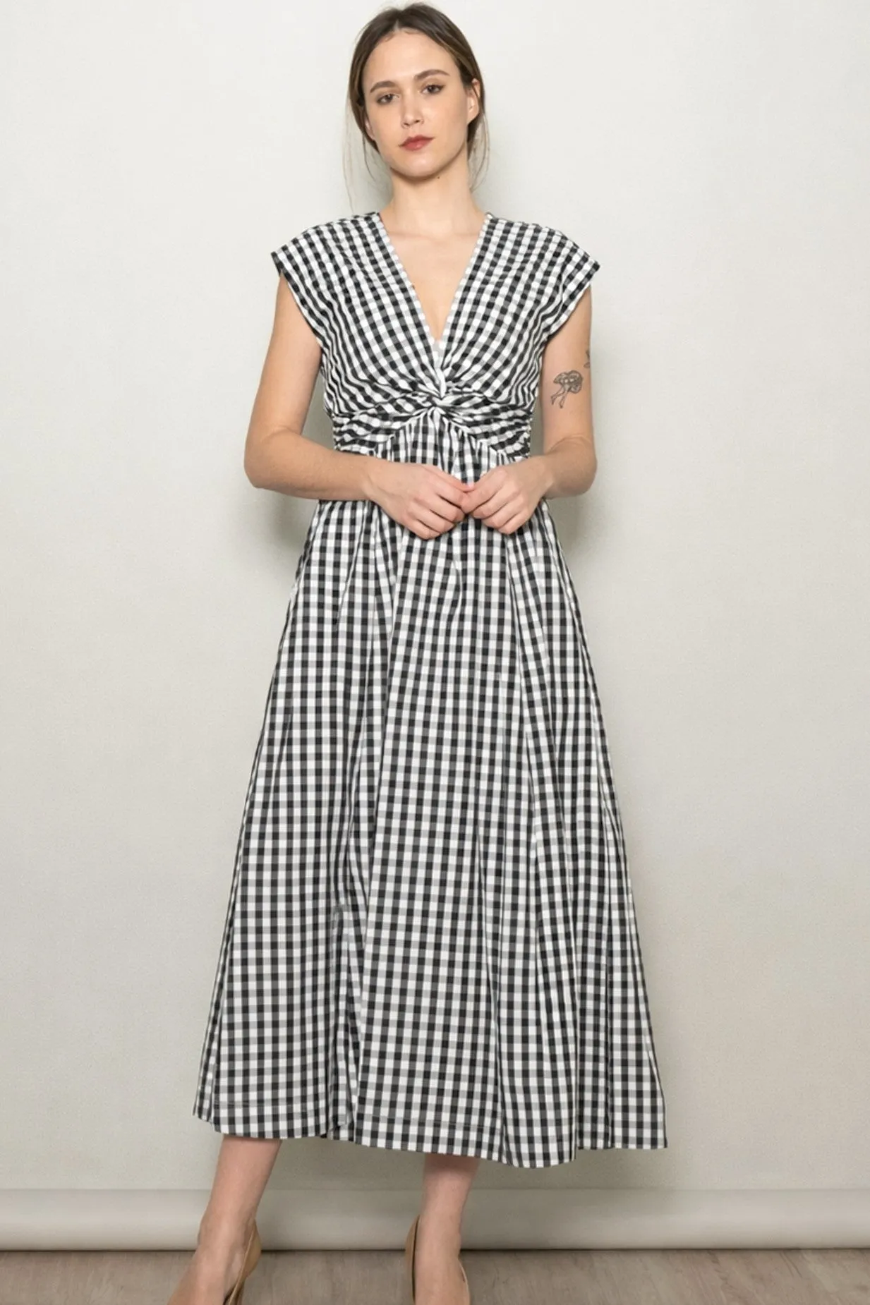 Black Gingham Twist Front Maternity Midi Dress sold by Pinkblush product image thumbnail 4