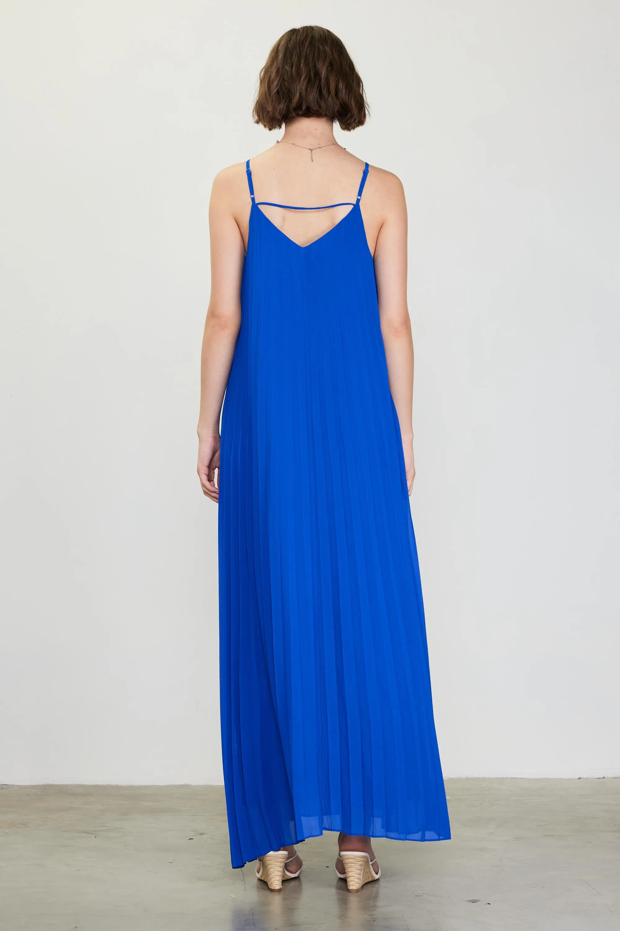 Royal Blue Pleated Sleeveless Maxi Dress sold by Pinkblush product image thumbnail 3