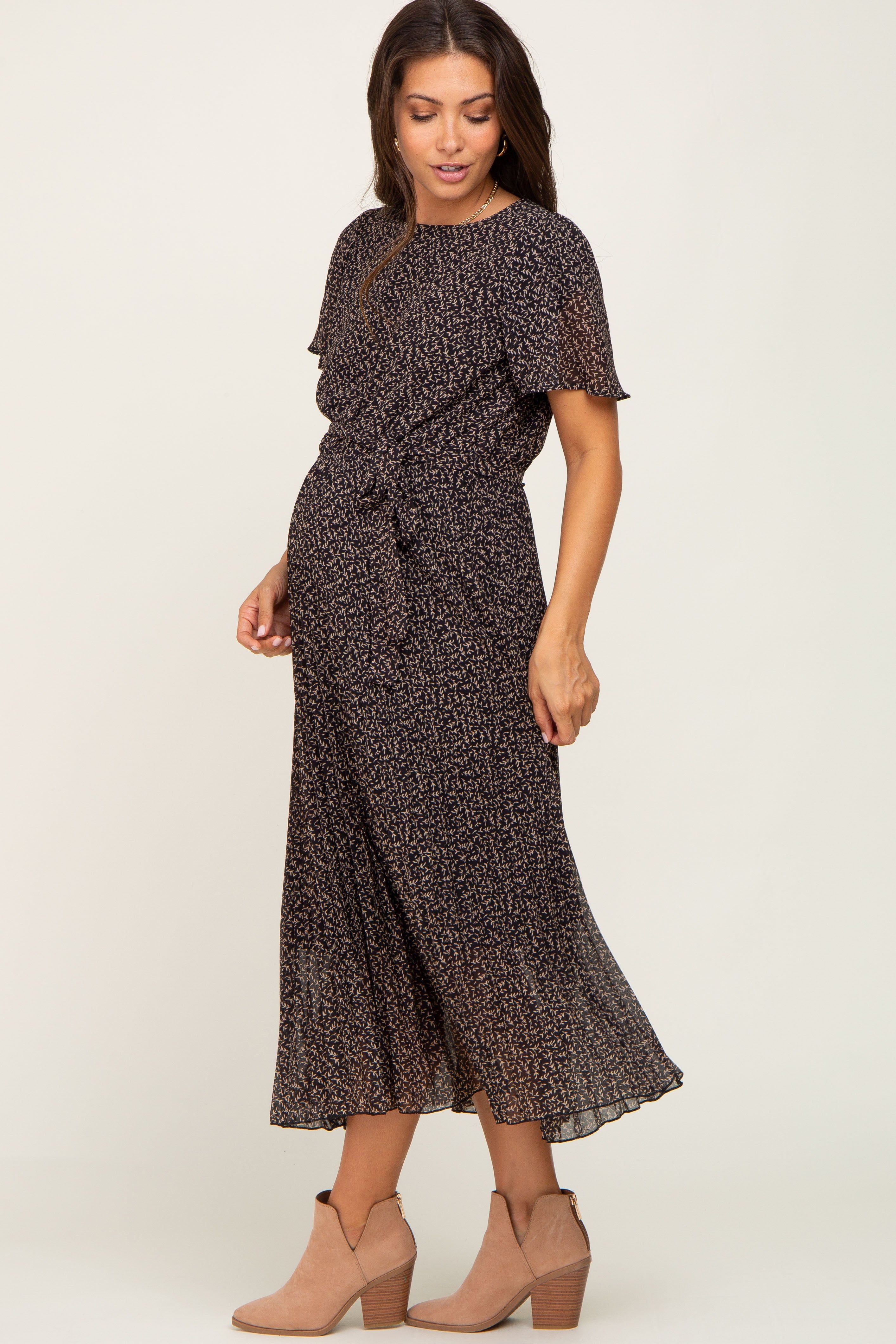 Black Floral Pleated Maternity Midi Dress sold by Pinkblush product image thumbnail 2