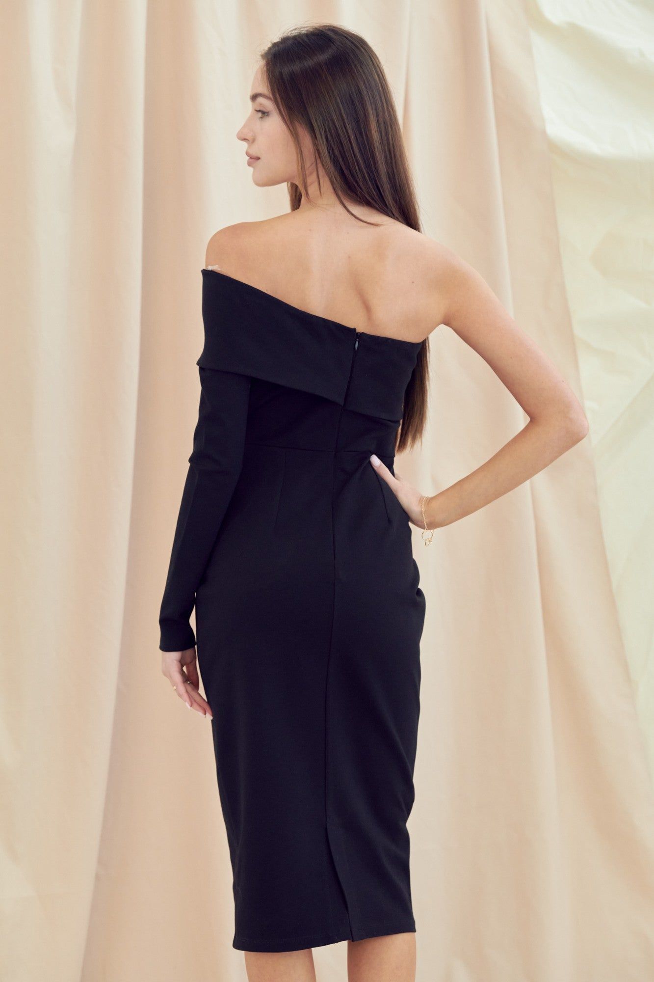 Black One Shoulder Long Sleeve Bodycon Knee Length Dress sold by Pinkblush product image thumbnail 3