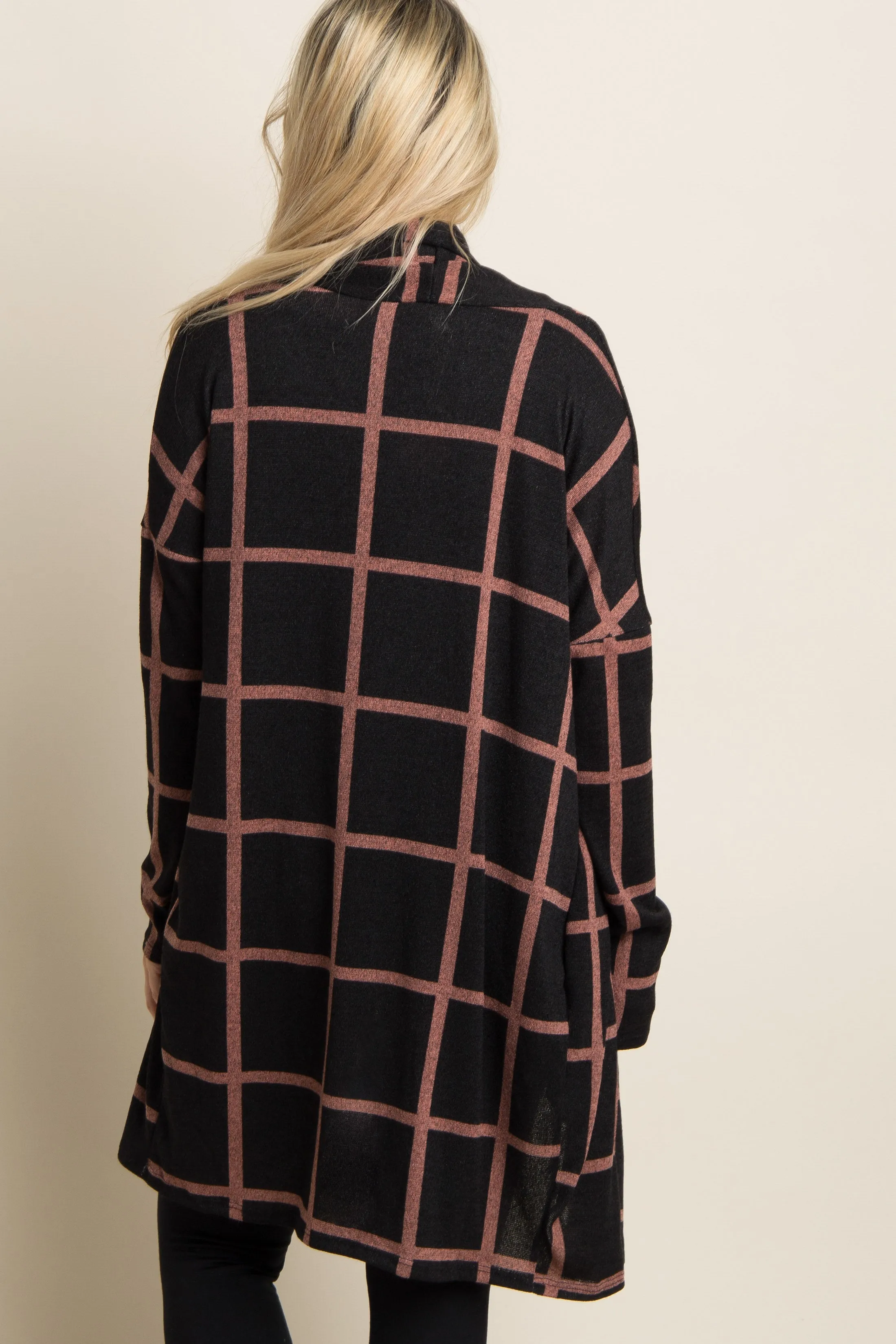 PinkBlush Black Plaid Long Knit Maternity Cardigan sold by Pinkblush product image thumbnail 4