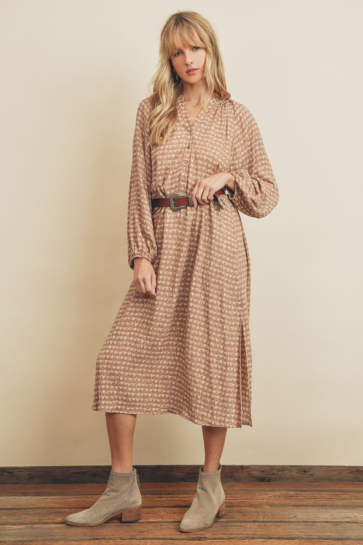 Mauve Button Down 3/4 Sleeve Maternity Midi Dress sold by Pinkblush product image thumbnail 5