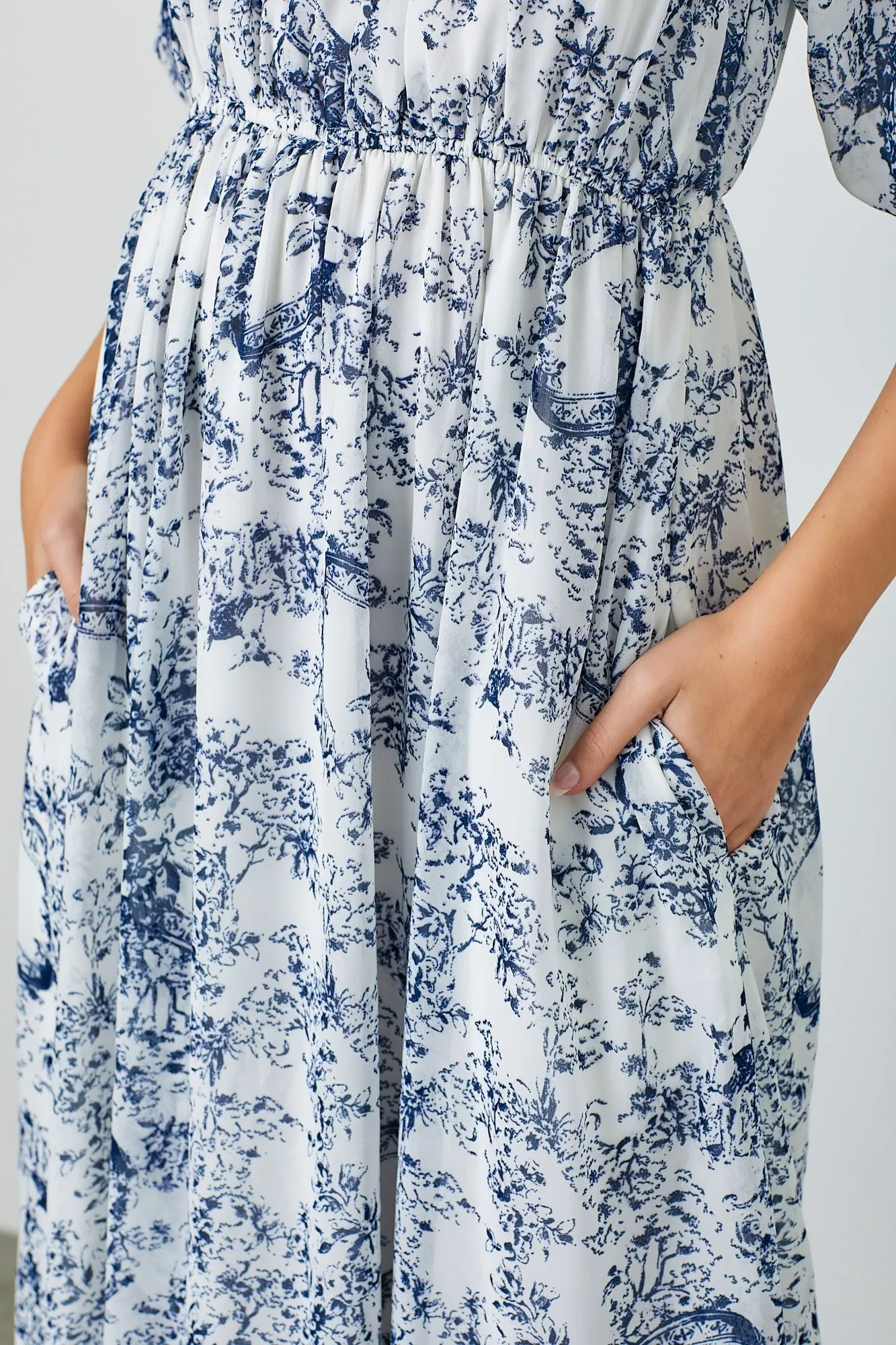 Blue Floral Square Neck Short Puff Sleeve Midi Dress sold by Pinkblush product image thumbnail 4