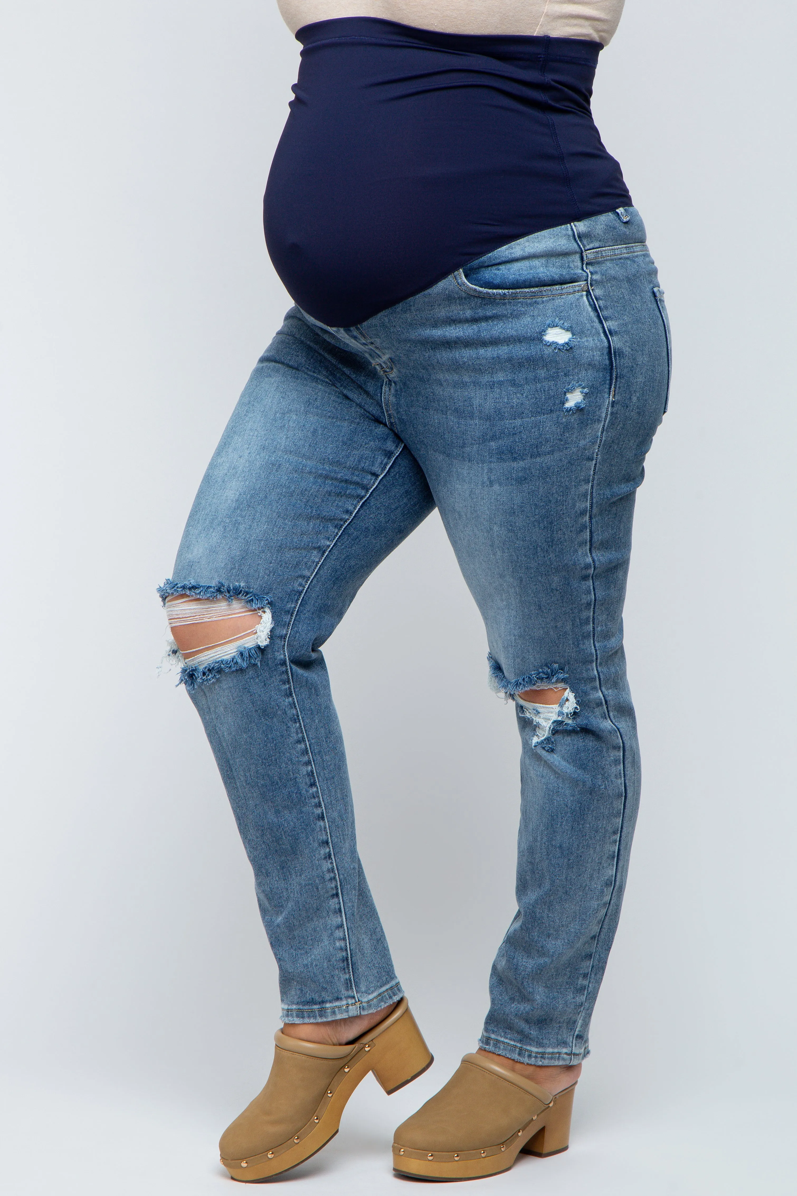Blue Distressed Ripped Knee Maternity Plus Jeans sold by Pinkblush product image thumbnail 4